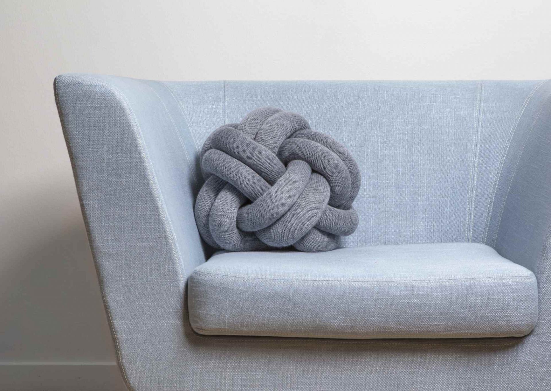 Knot Kissen Design House Stockholm-grau