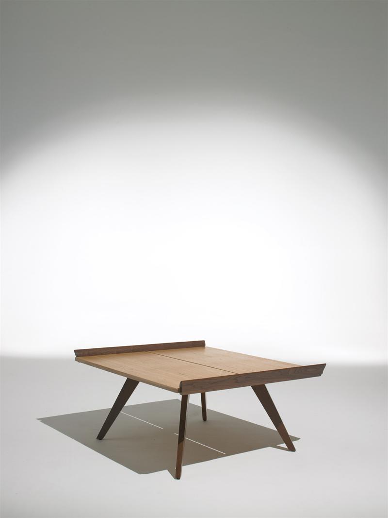 Splay-Leg Tisch Knoll International