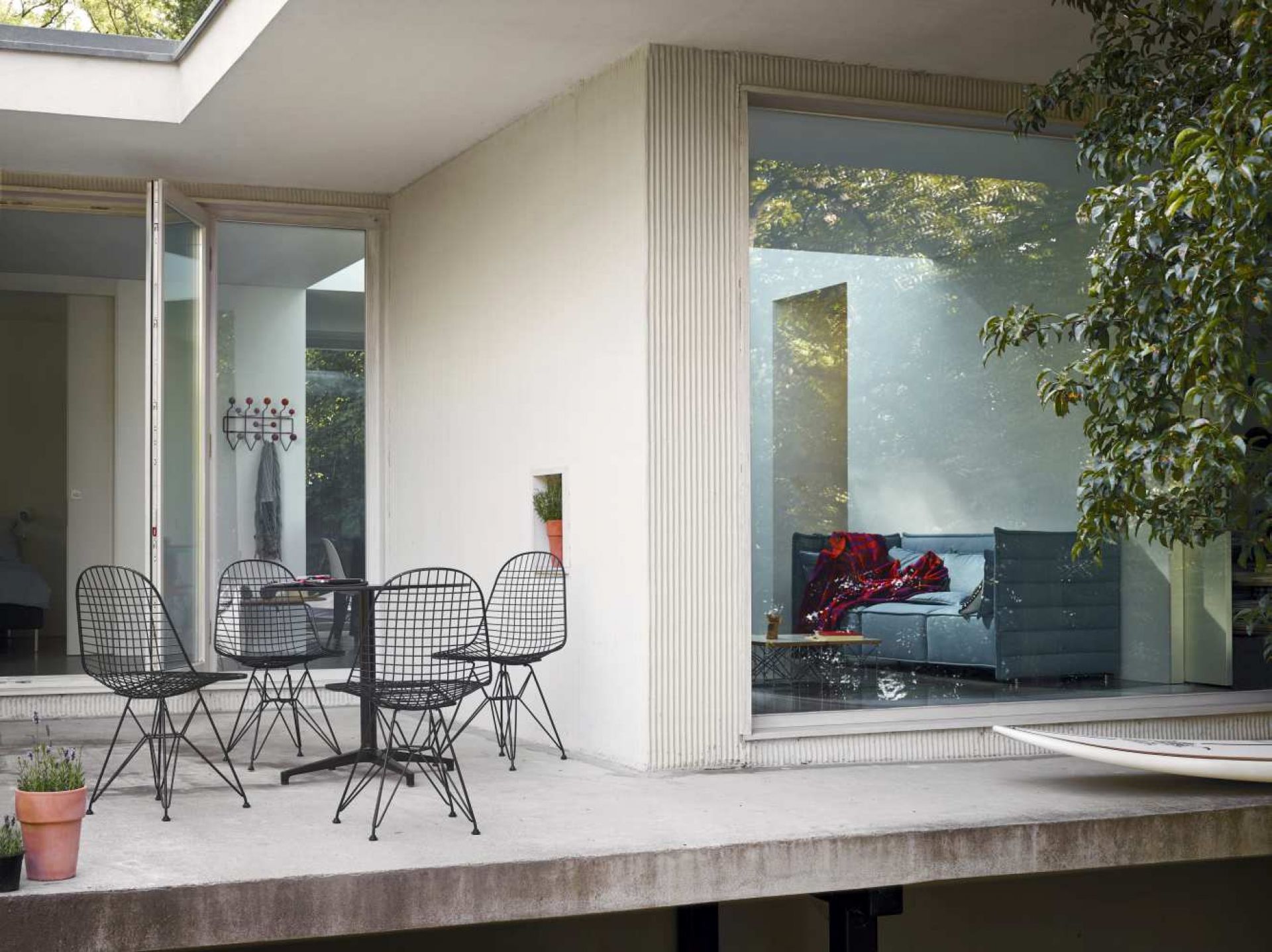 Bistro Table Tisch rund Outdoor Ø 79,6 cm Vitra