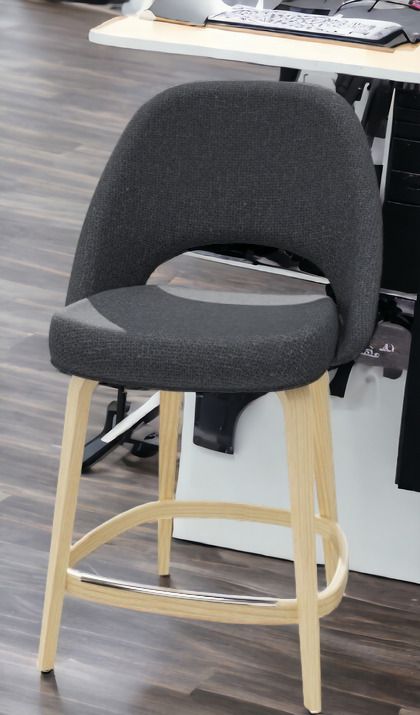 Saarinen Barstool Barhocker Thekenhöhe 101,5 cm Knoll International
