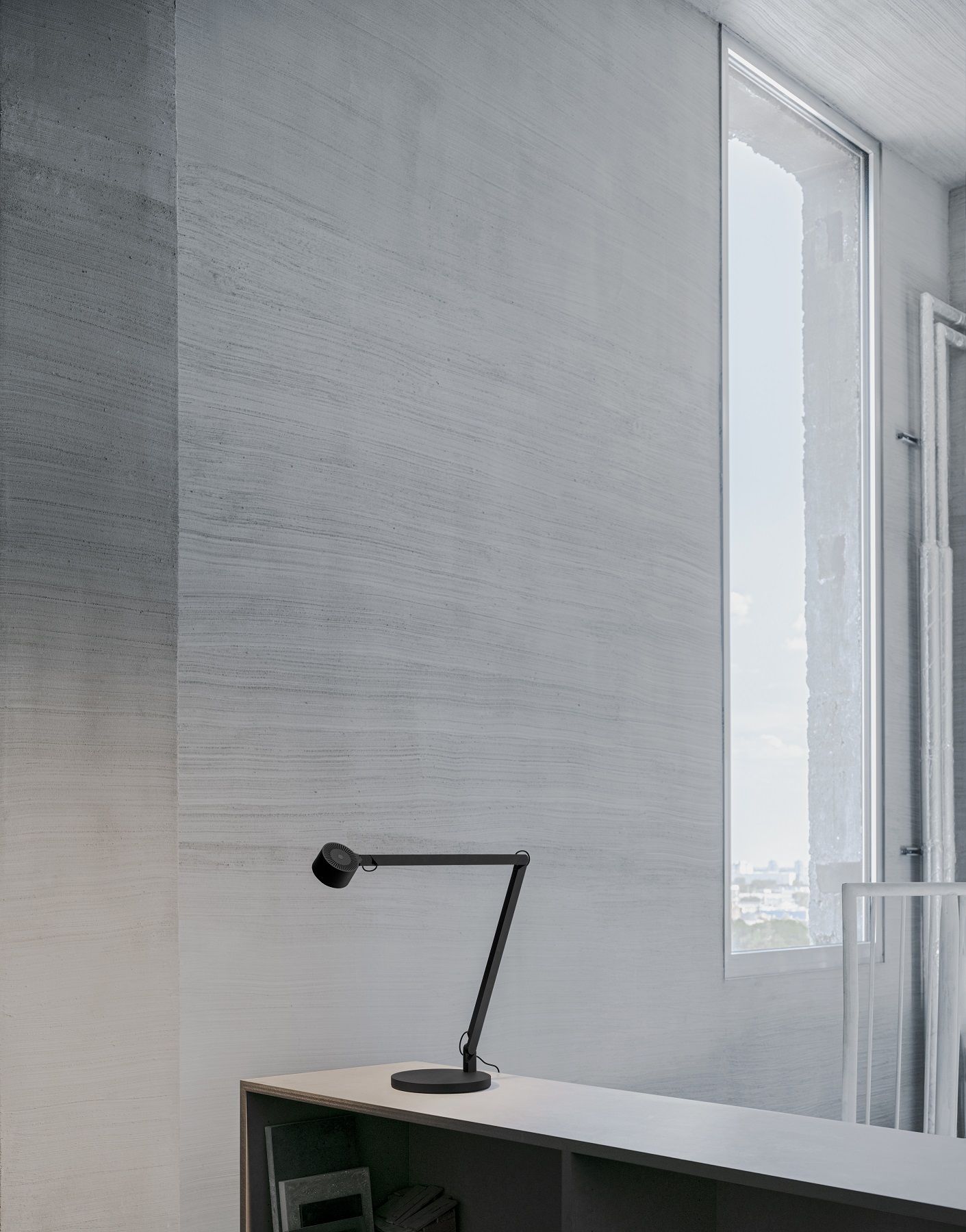 w227 Winkel alu Base Tischleuchte wästberg