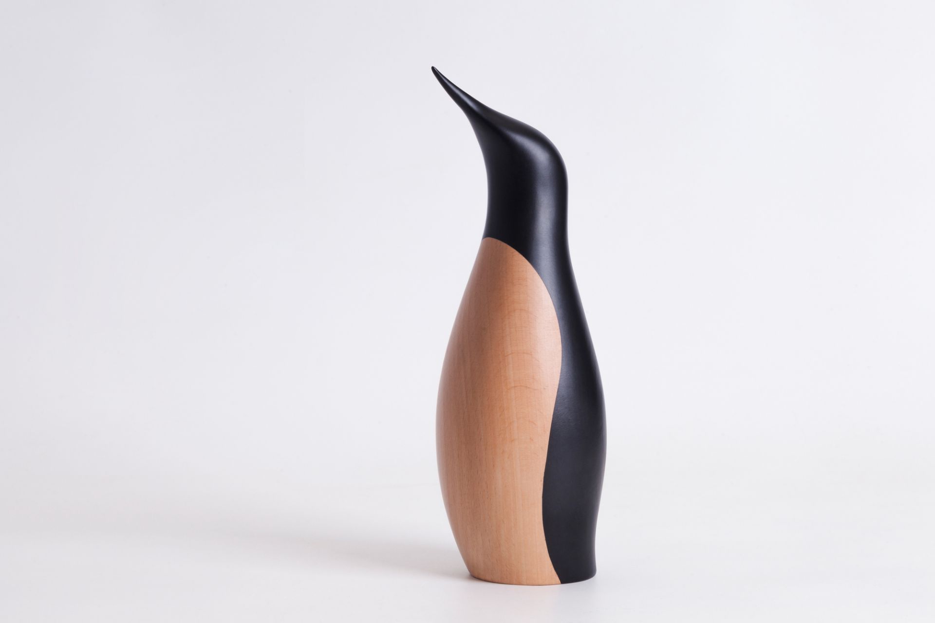 Großer Pinguin Holzfigur Architectmade EINZELSTÜCK