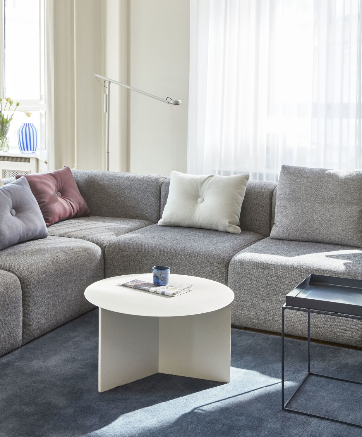 Slit Table Round Rund Beistellltisch Hay Hellgelb pulverbechichtet