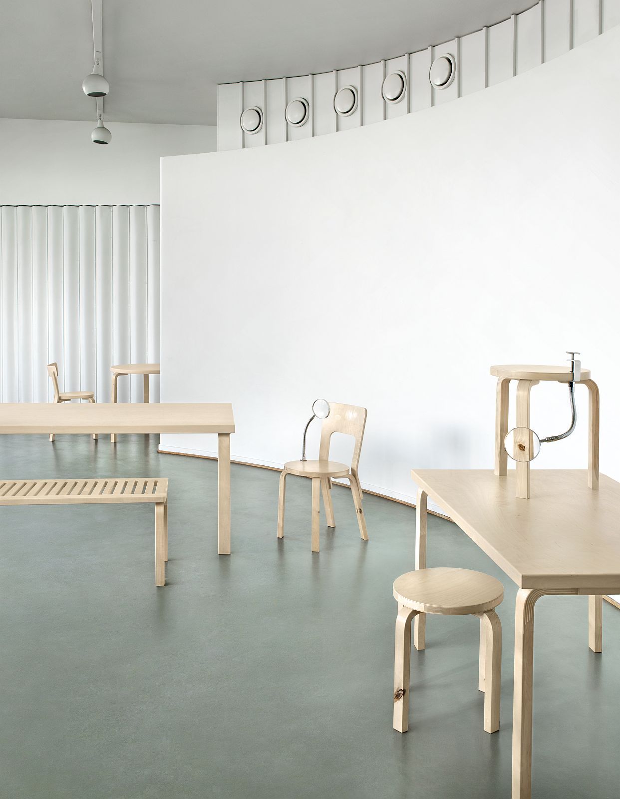 Bench 153A Bank Artek