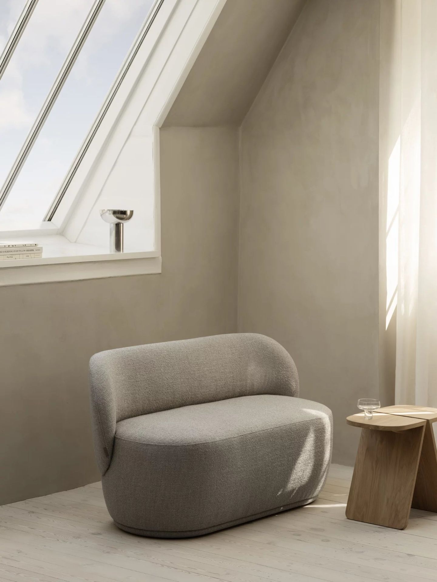 Kuon 2-Sitzer Sofa Blomus Boucla - Shitake 