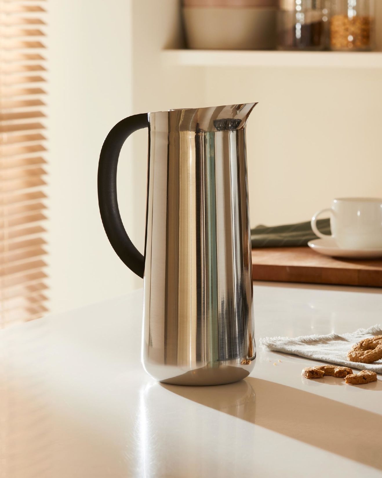 Nomu Isolierkanne NF05 Alessi