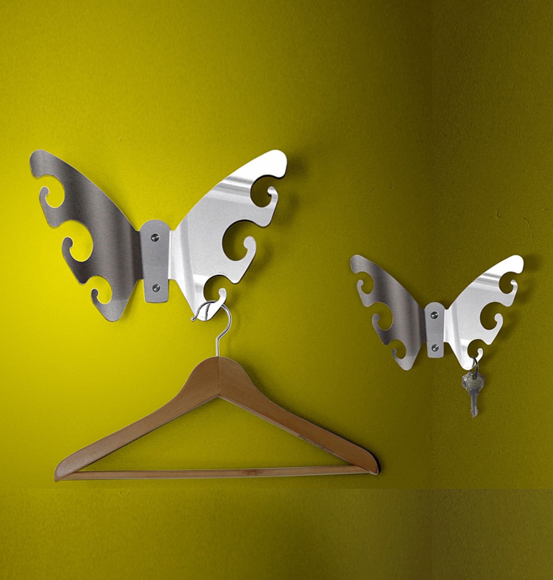 Butterfly L Wandgarderobe EDELSTAHL SPIEGELND NETWORK DESIGN EINZELSTÜCK