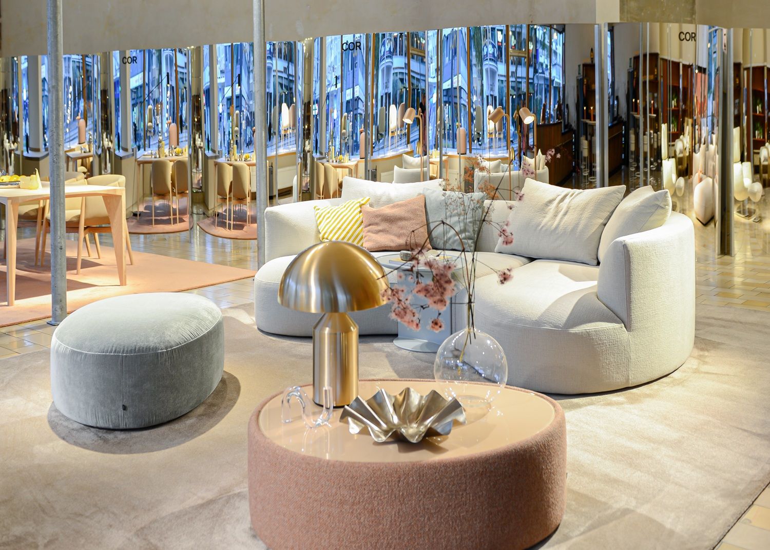 Siwa Sofa klein mit Liege Cor