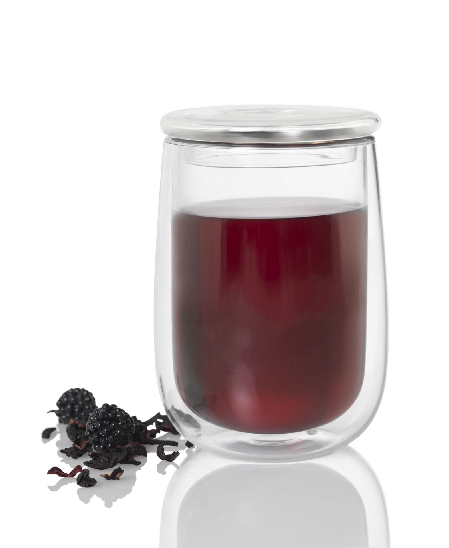 AdHoc Fusion Glass Teeglas mit Teefilter und Brombeeren, doppelwandiges Glas für Teezubereitung, Einzelstück.