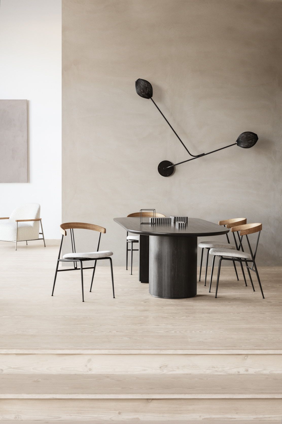 Moon Esstisch elliptisch 298 Gubi