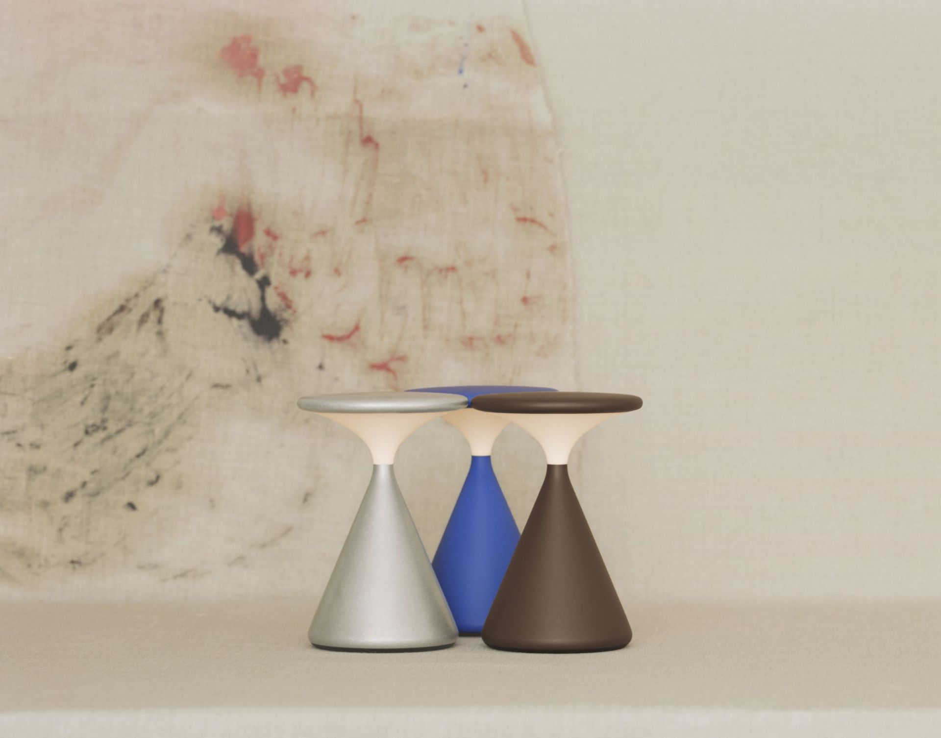 Salt Akkuleuchte / Tischleuchte Chocolate Grau