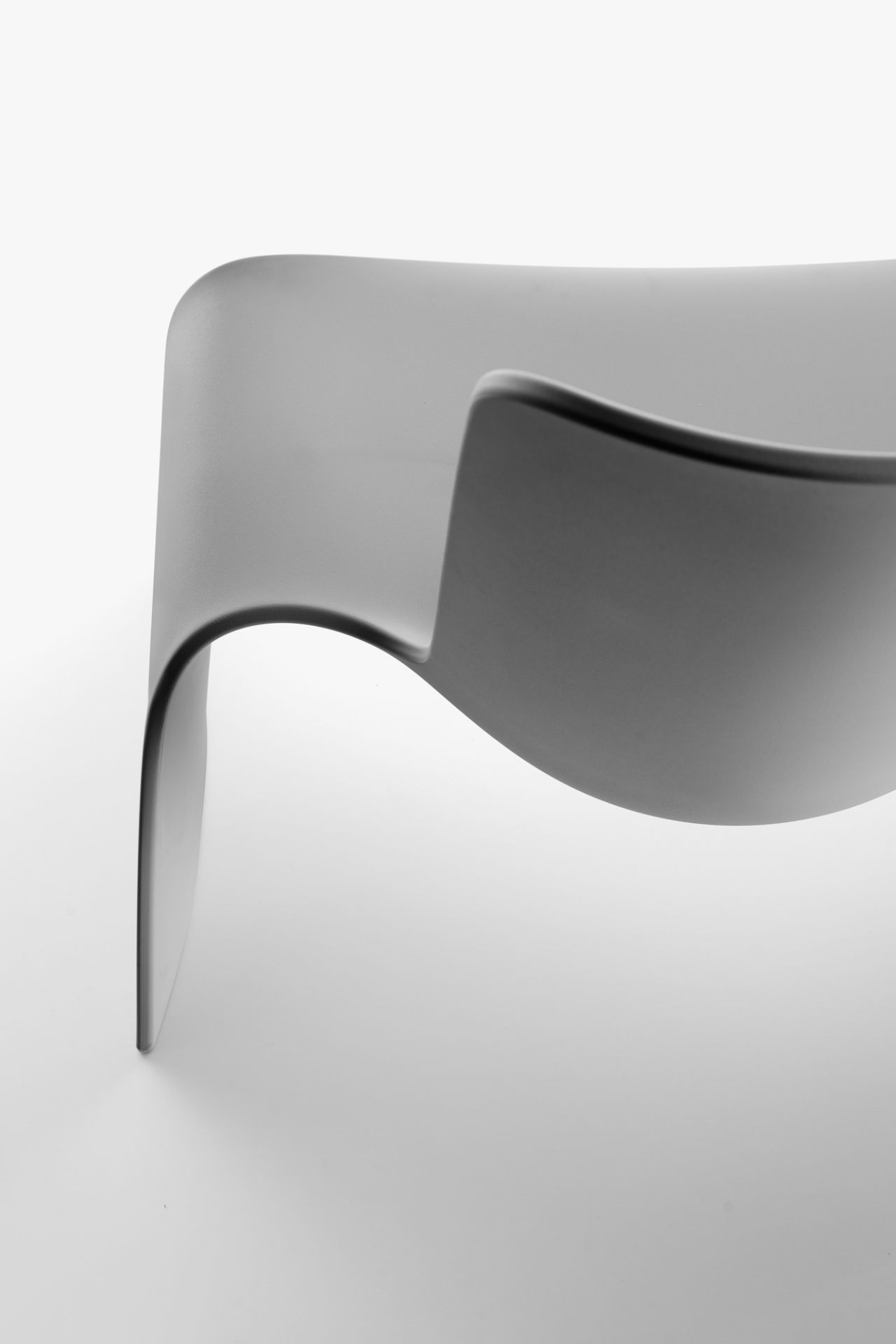 Land Lounge Chair Sessel Basalt grau Plank
