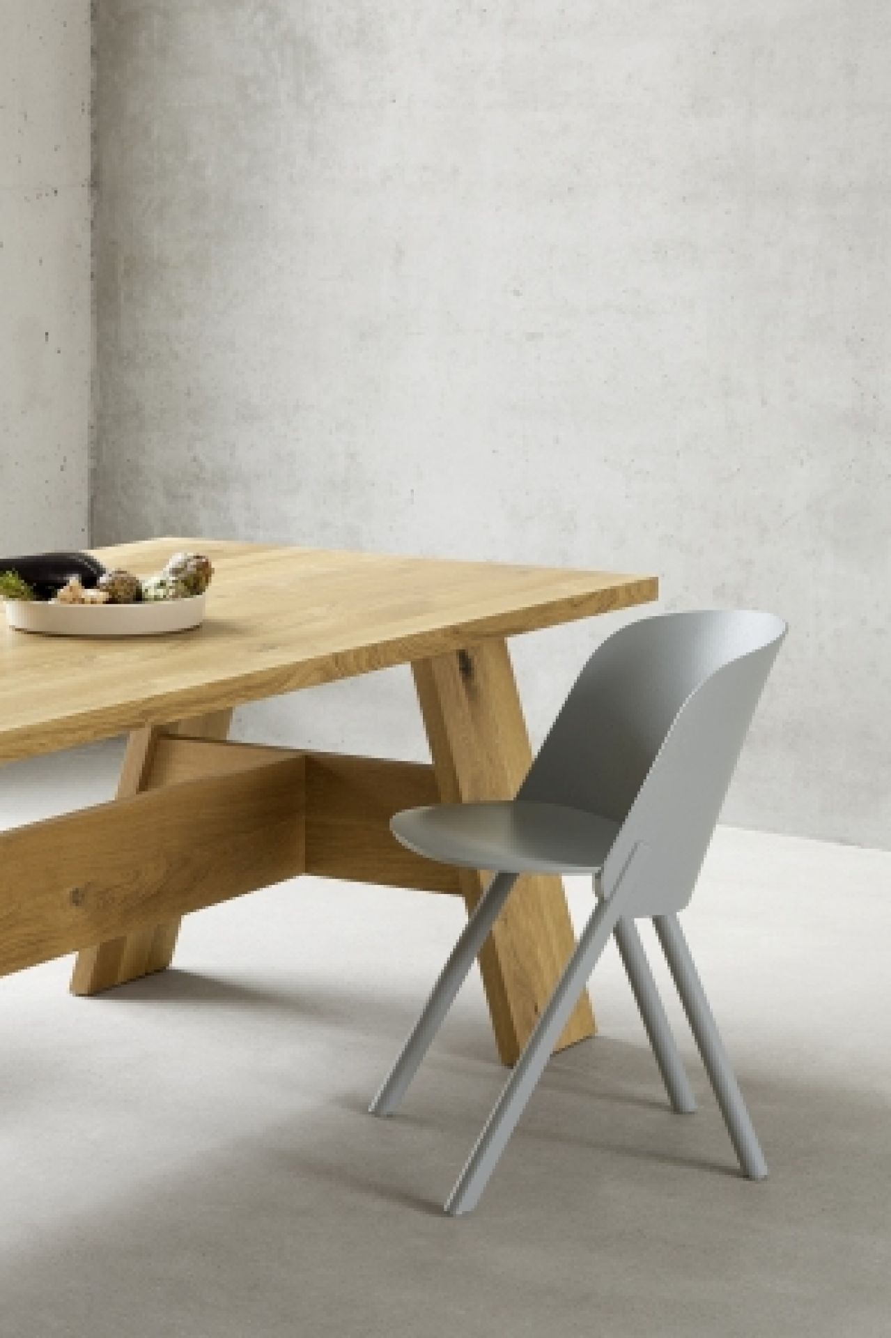 CH05 This Stuhl e15