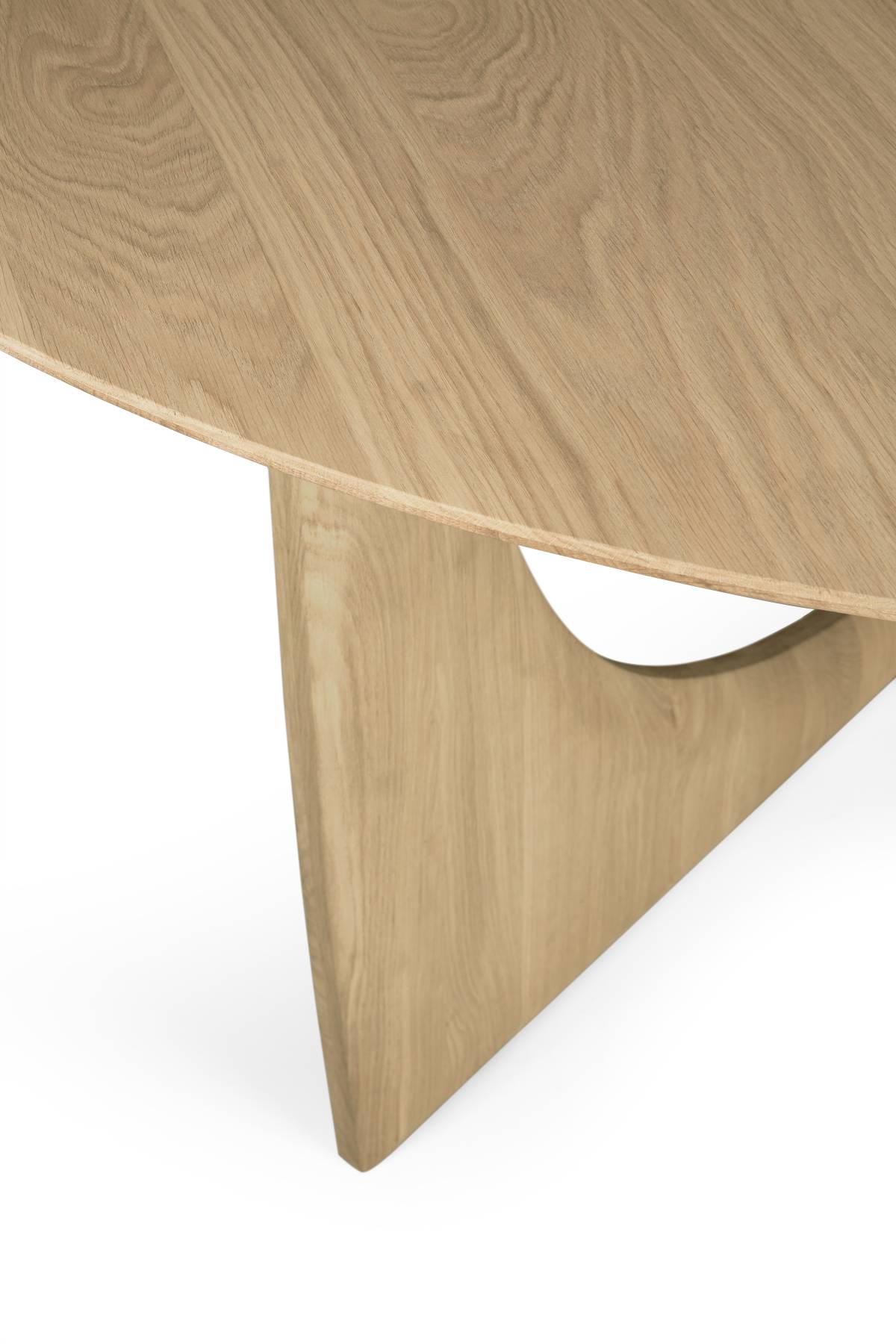 Geometric Dining Table Esstisch rund Ethnicraft