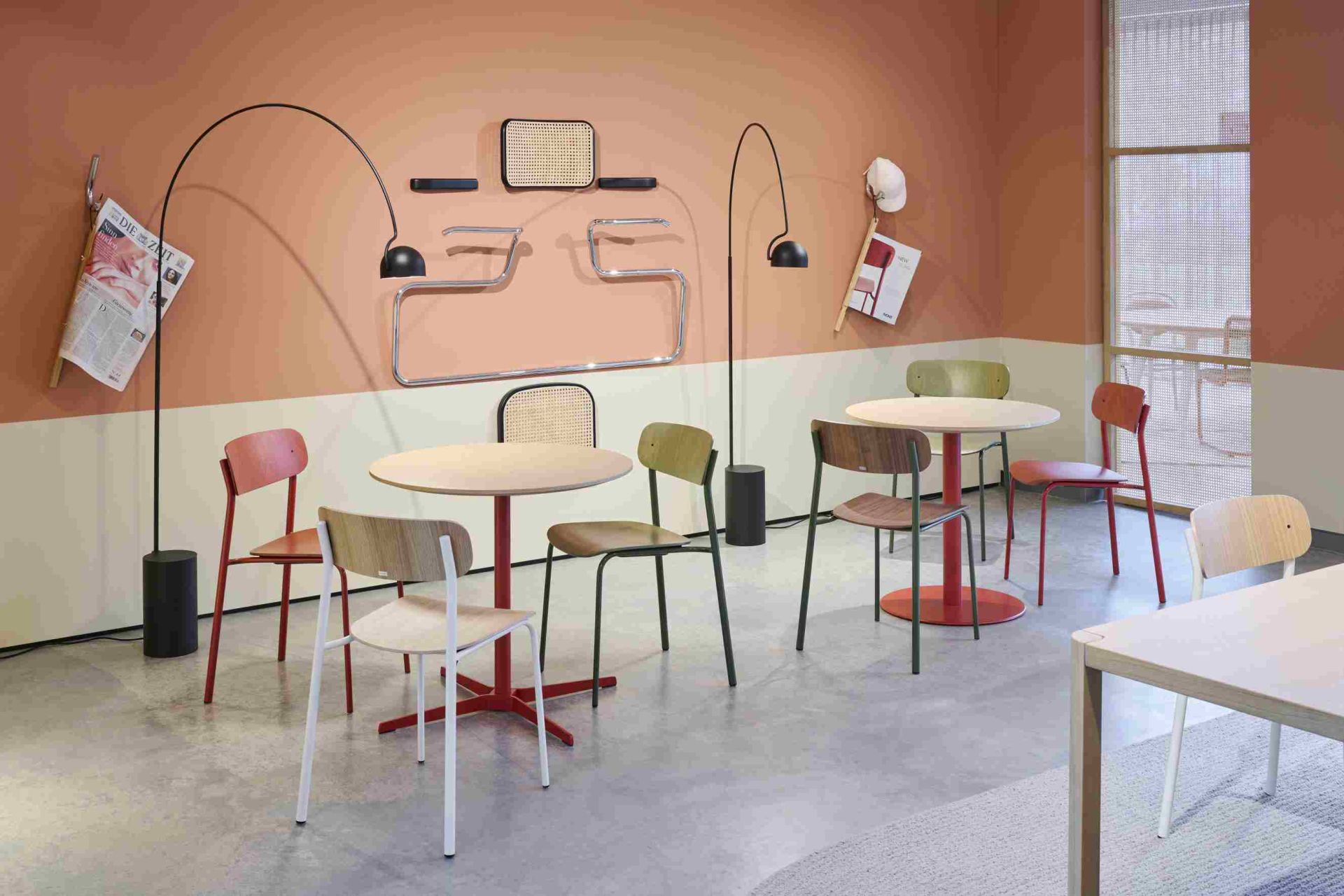 S 243 / S243 Stahlrohr Stuhl OLIVGRÜN Thonet EINZELSTÜCK