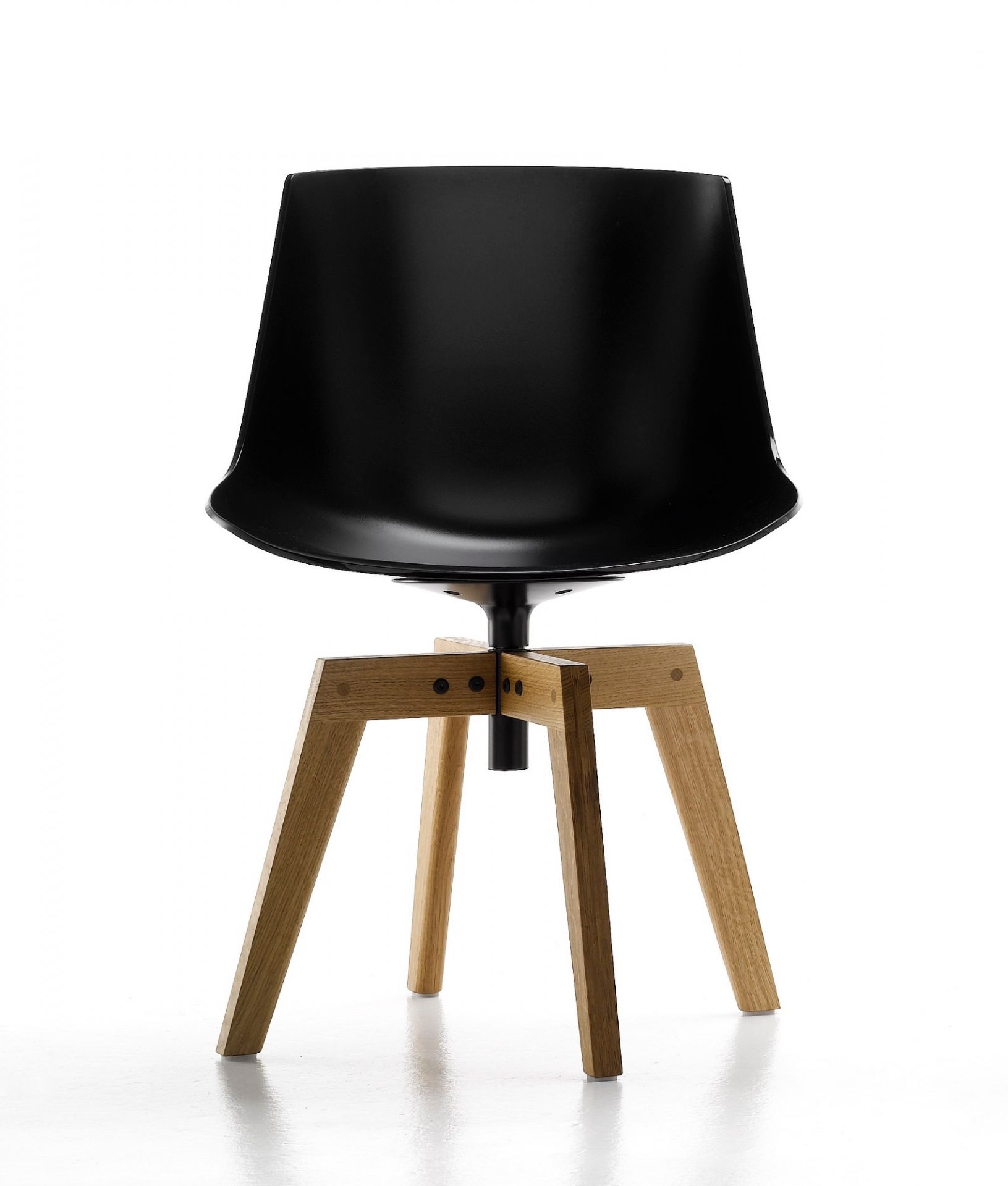 Flow Chair Stuhl Vierfußgestell Eiche MDF Italia-Schwarz