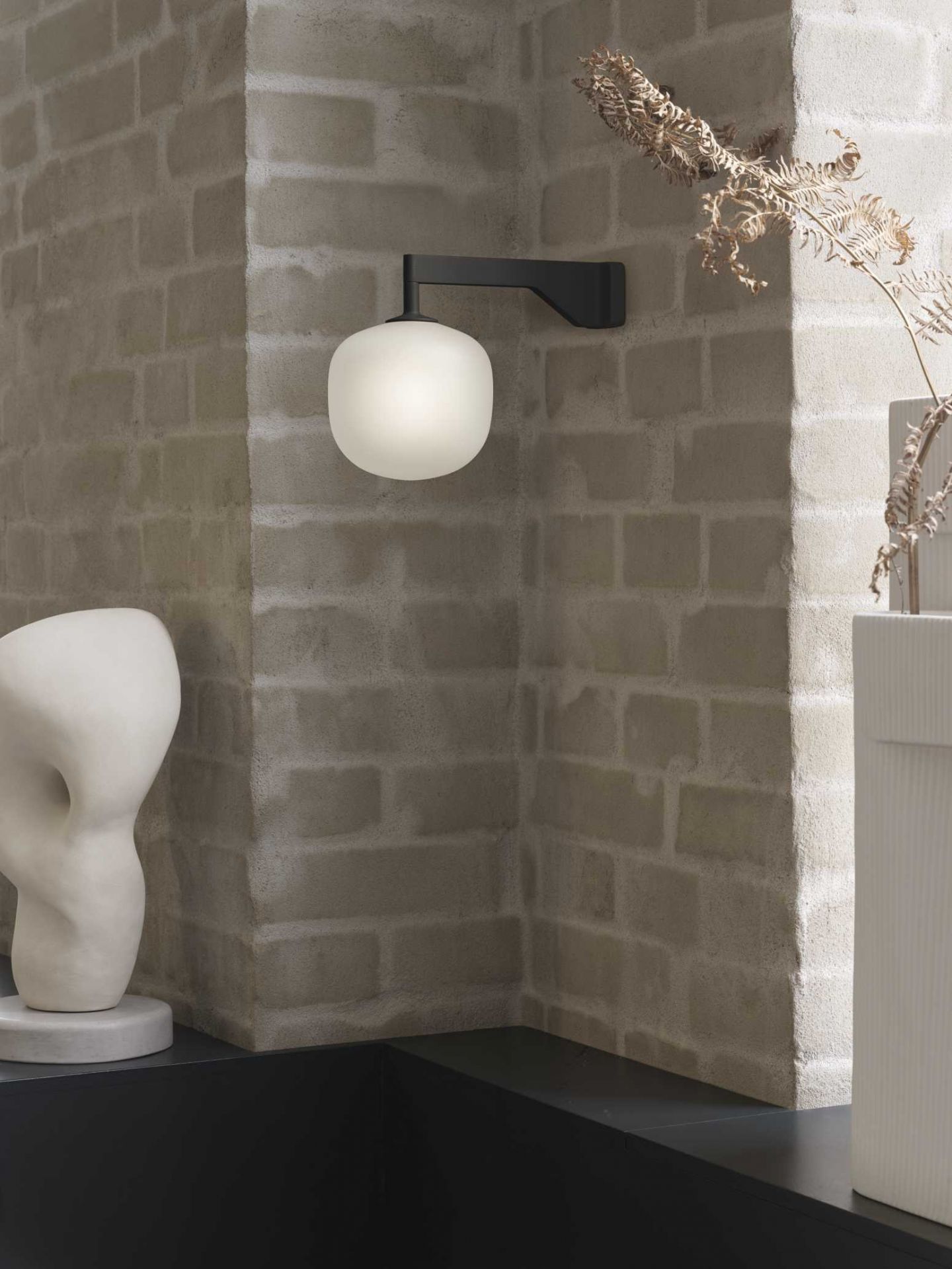 Rime Wall lamp Wandleuchte Muuto