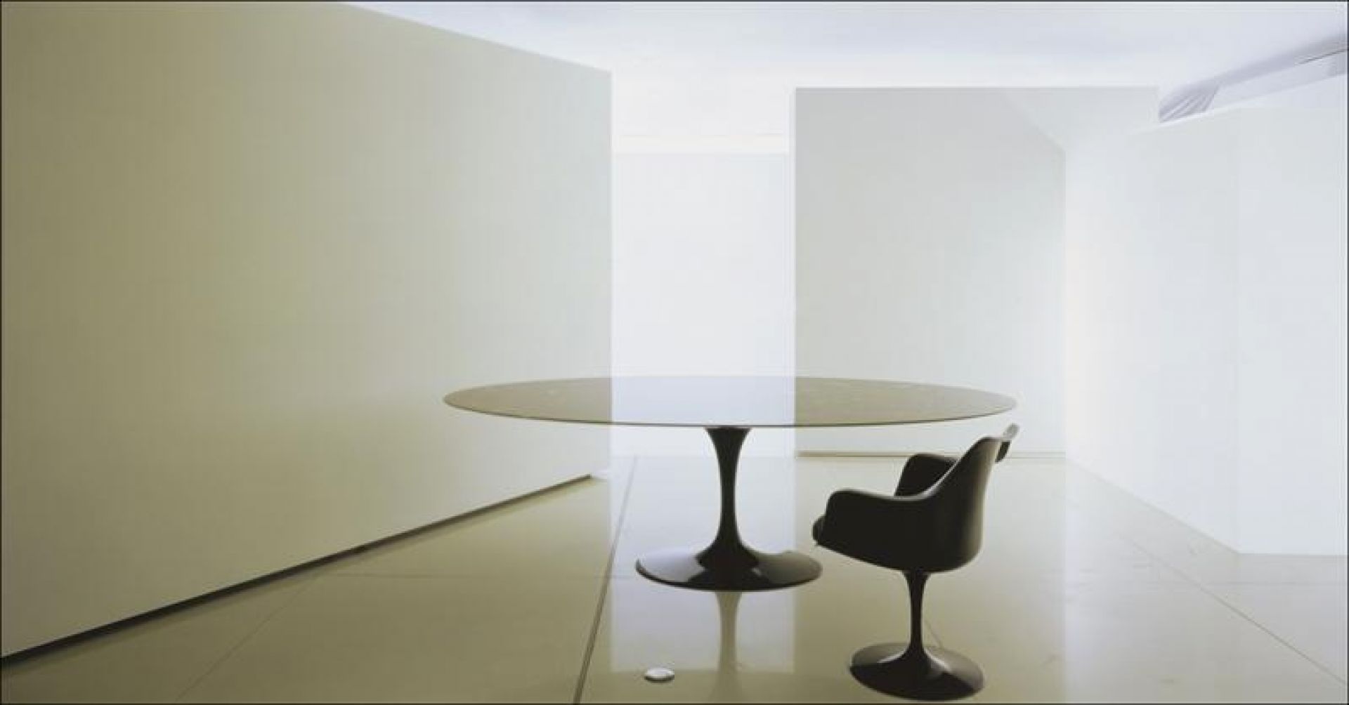 Saarinen Esstisch oval Vorzugskombination Knoll International 