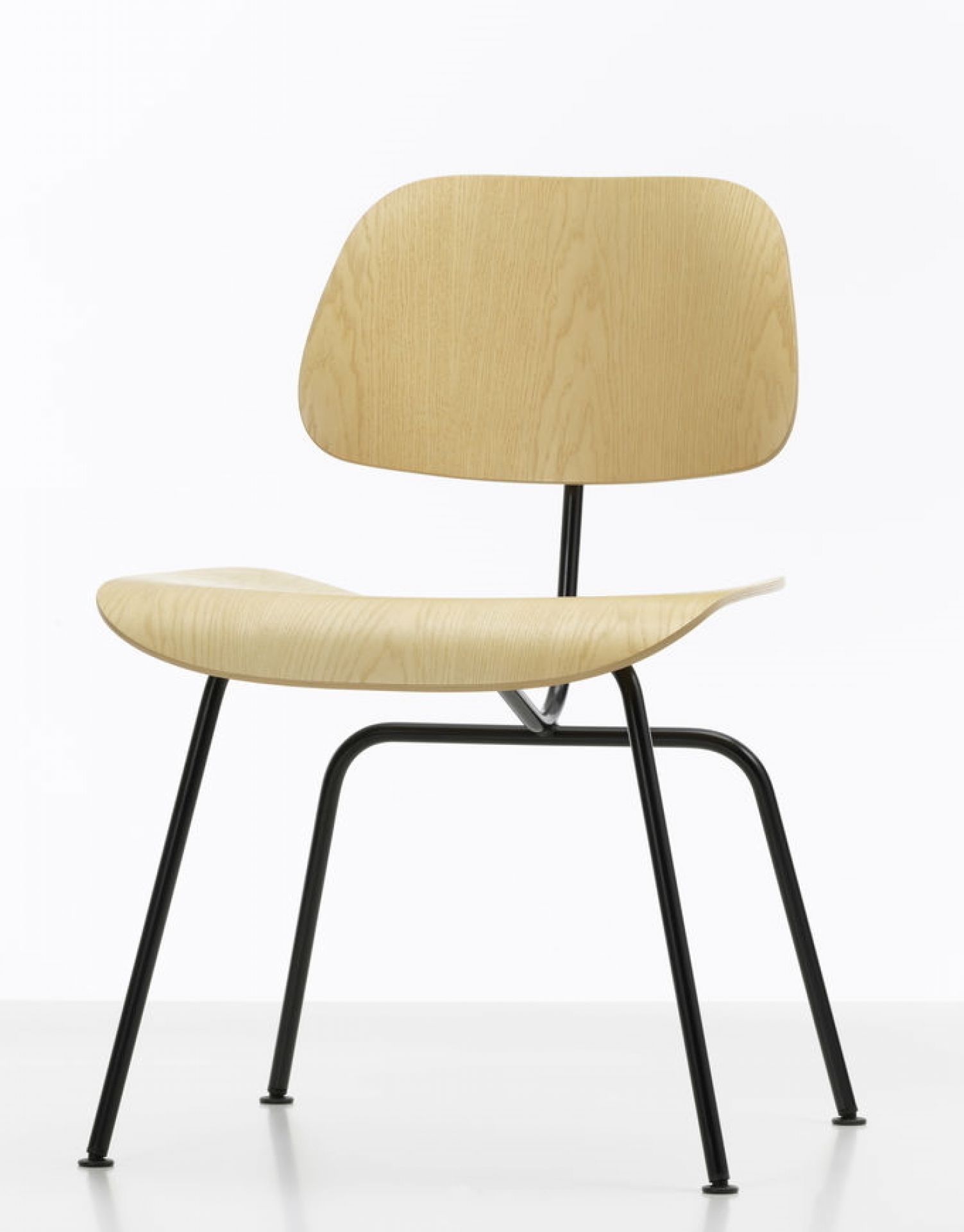 Plywood Group DCM Stuhl Vitra