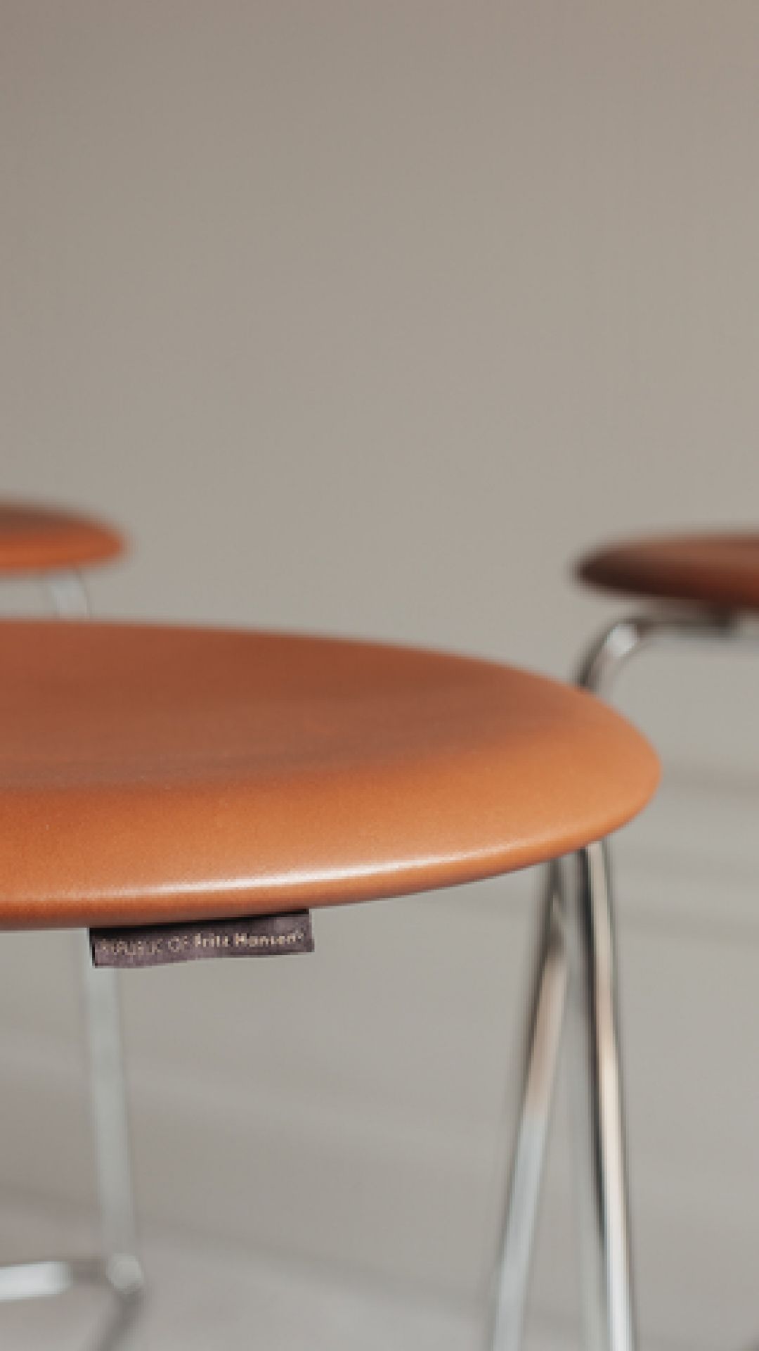 High Dot hoher Hocker / Barhocker Fritz Hansen