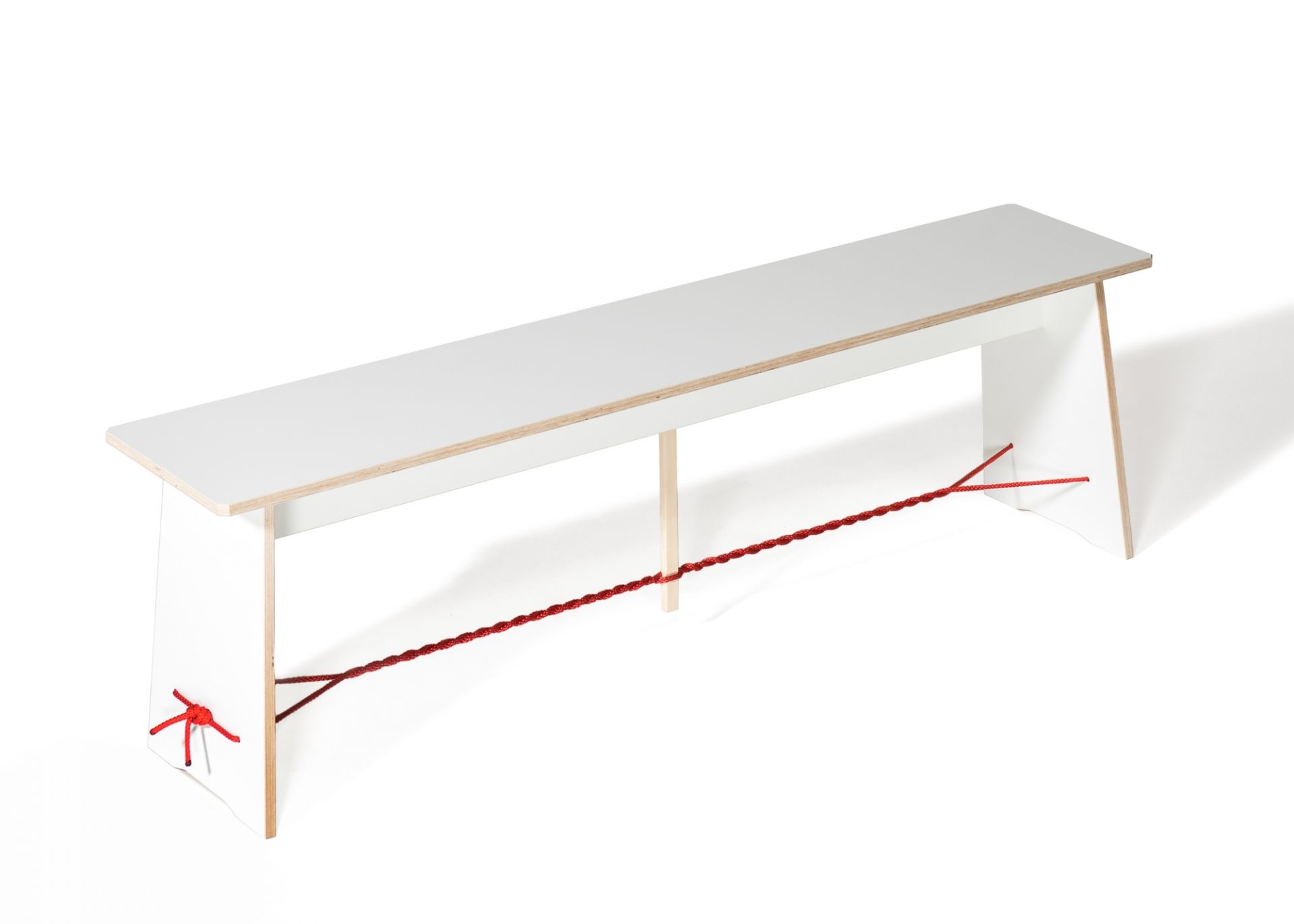 Langer Max Sitzbank 180 cm weiss Seil rot Nils Holger Moormann