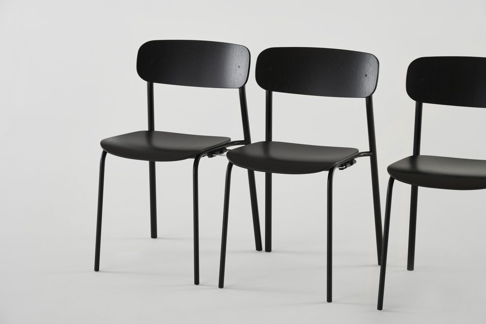 S 243 / S243 Stahlrohr Stuhl OLIVGRÜN Thonet EINZELSTÜCK