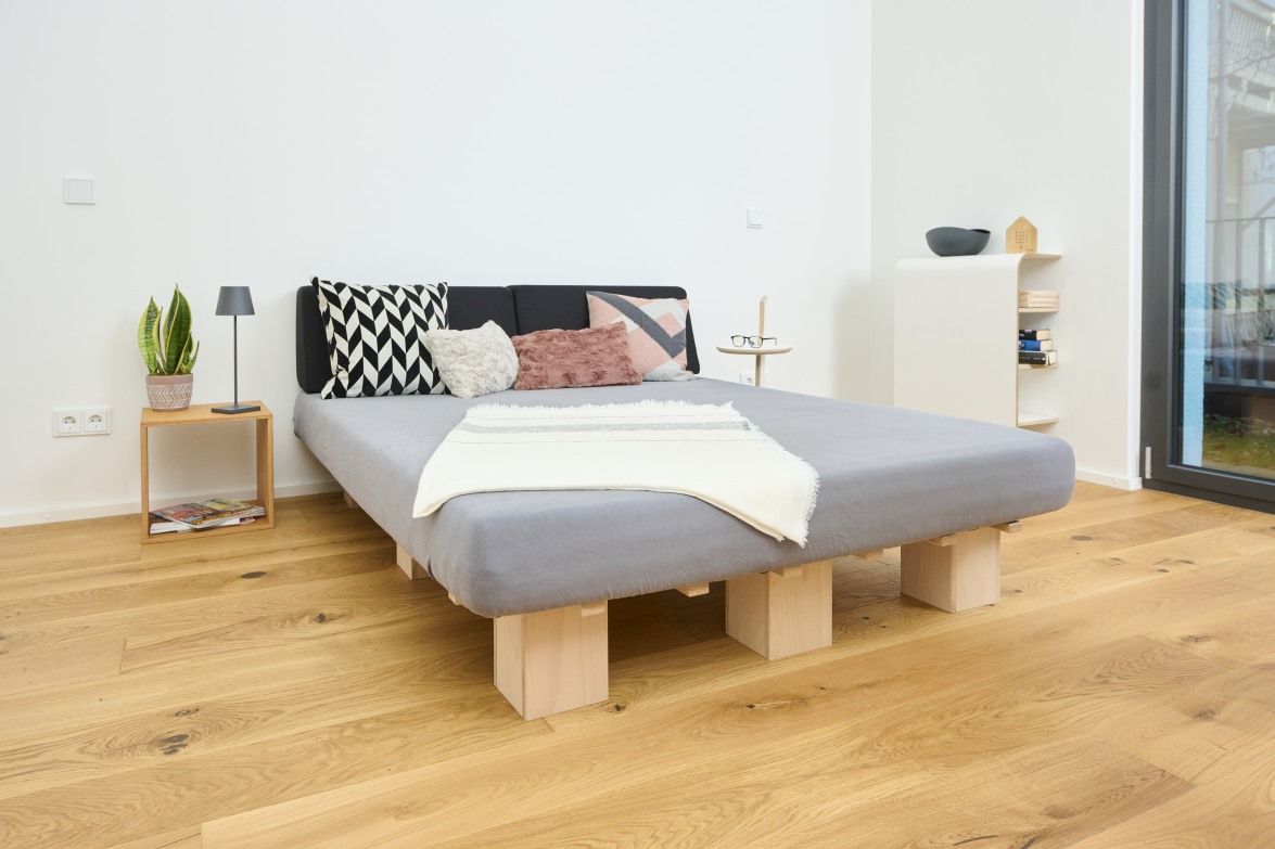 System Bett Tojo mit Cube Nachttisch geschenkt!
