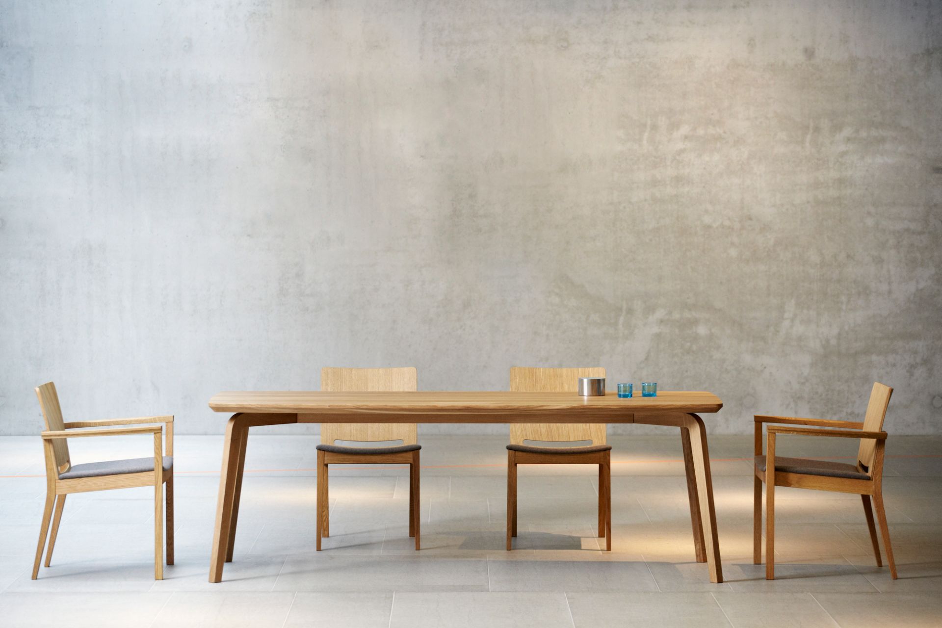 Dweller Tisch Jan Kurtz