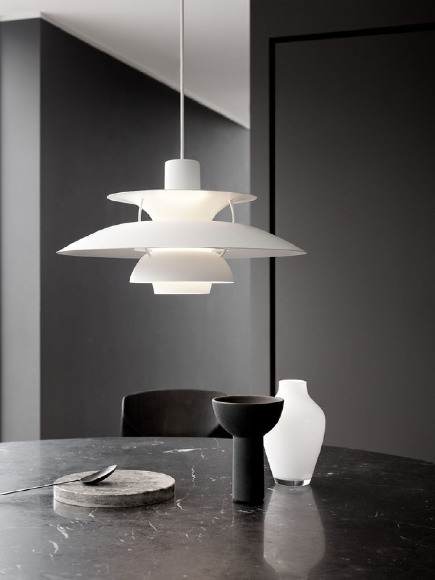 PH 5 Monochrome Pendelleuchte Louis Poulsen Dusty Indigo