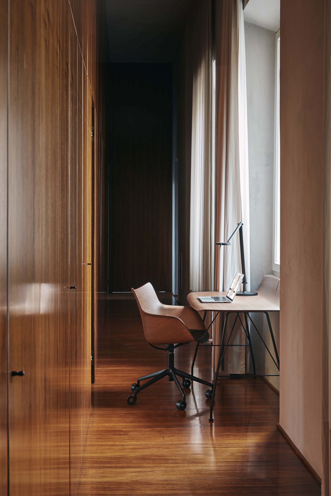 Q/Wood Drehstuhl Kartell