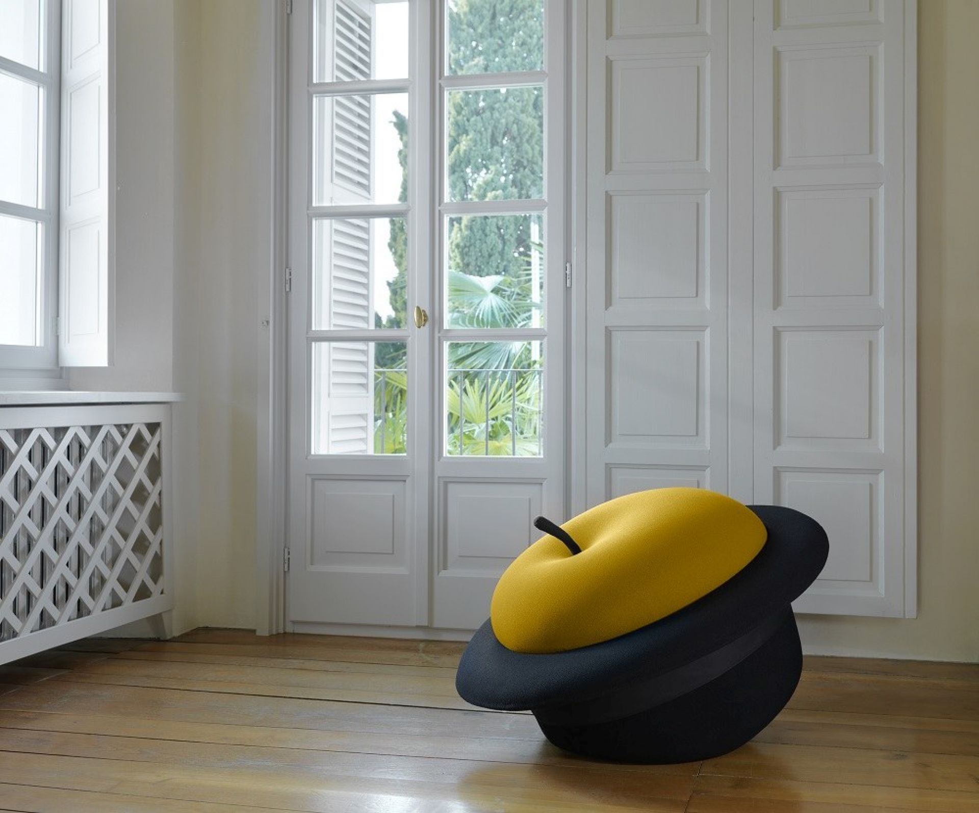 MagriTTA Sculpture-armchair Pouf Gufram