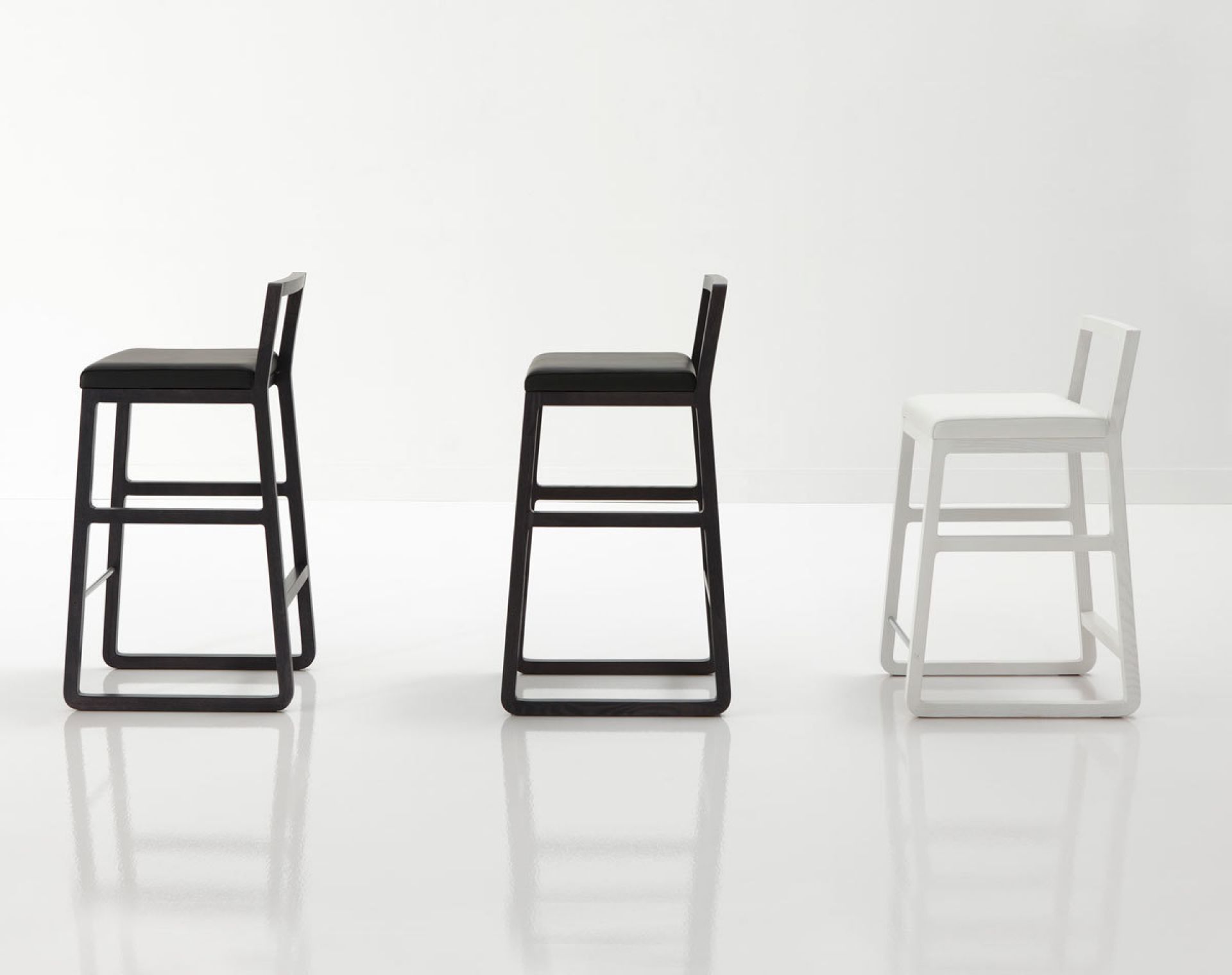 Midori Hocker Weiß Sancal