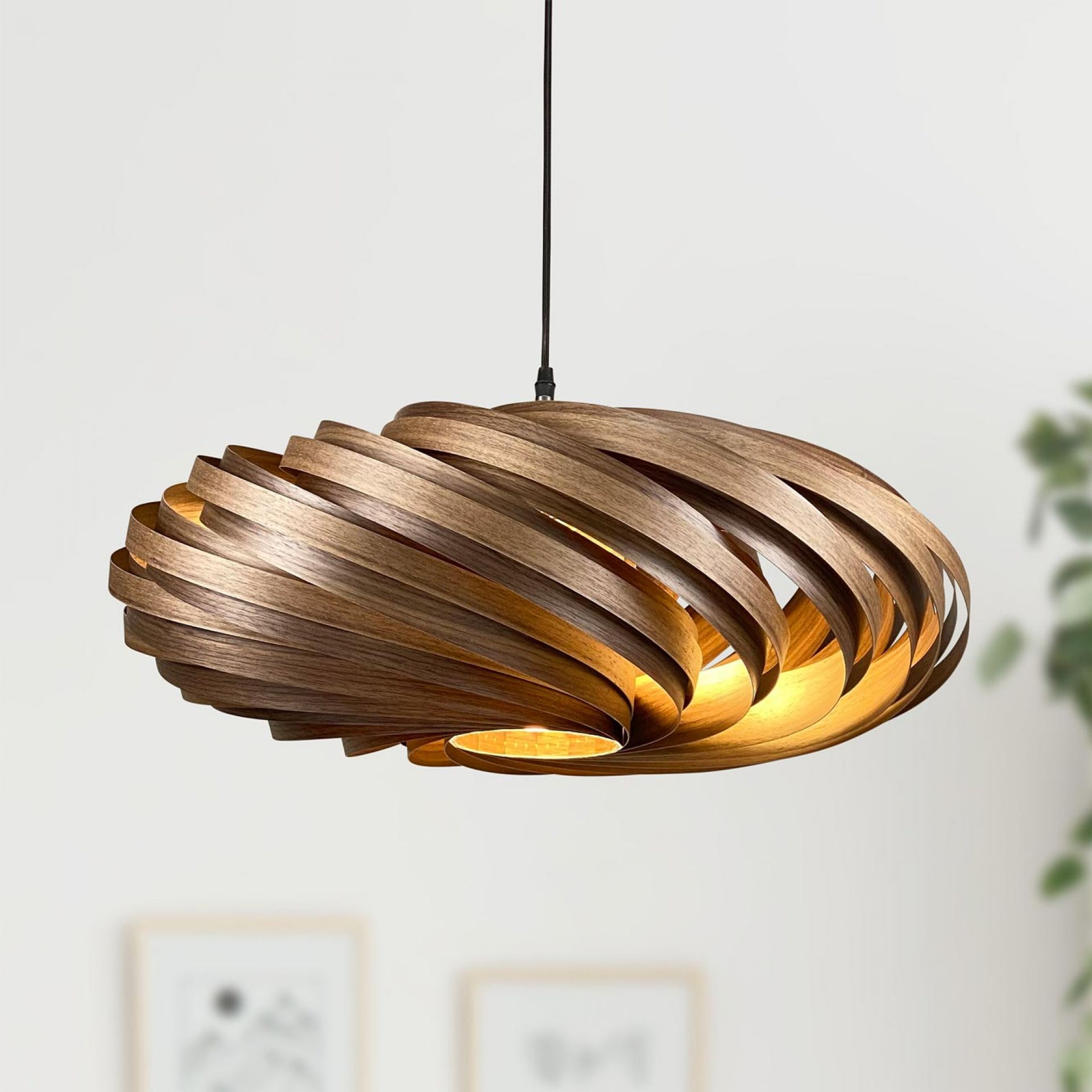 Veneria Hängeleuchte Ø60 cm Nussbaum Gofurnit