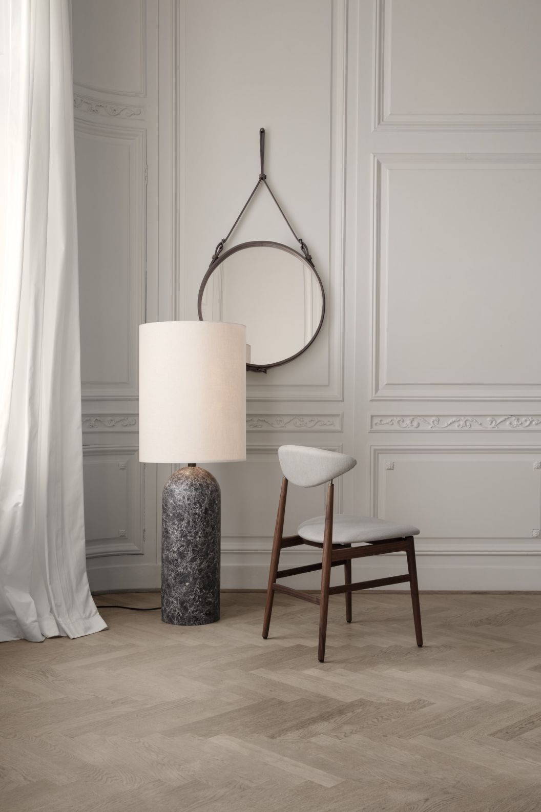 Adnet Circular Wandspiegel Gubi