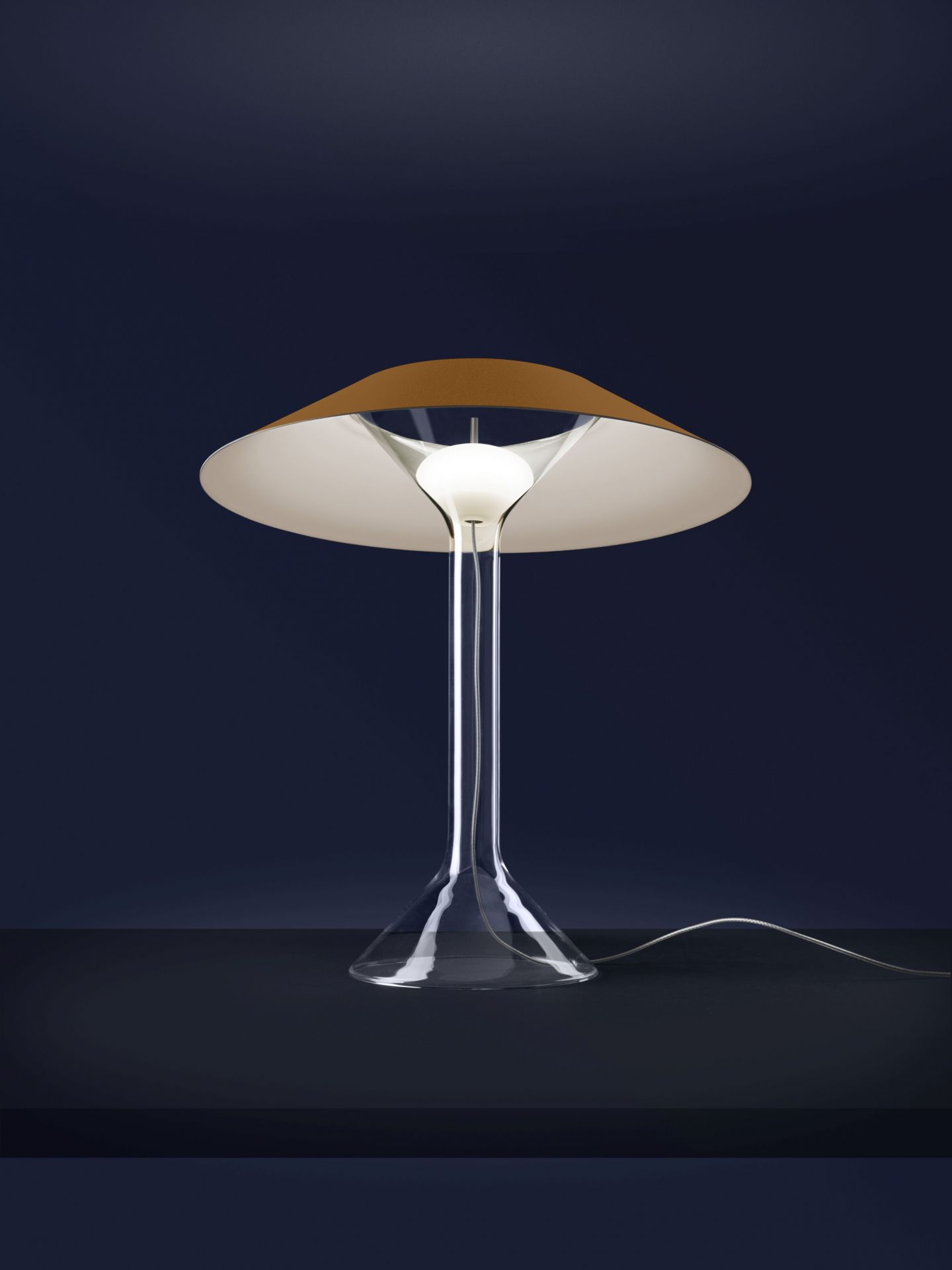 Chapeaux Tischleuchte Metall Dunkelrot Foscarini