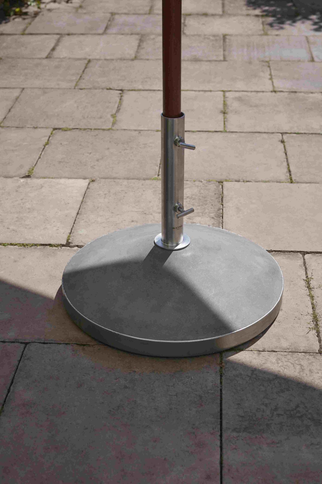 Capri Umbrella Foot Sonnenschirm Fuß Skagerak by Fritz Hansen