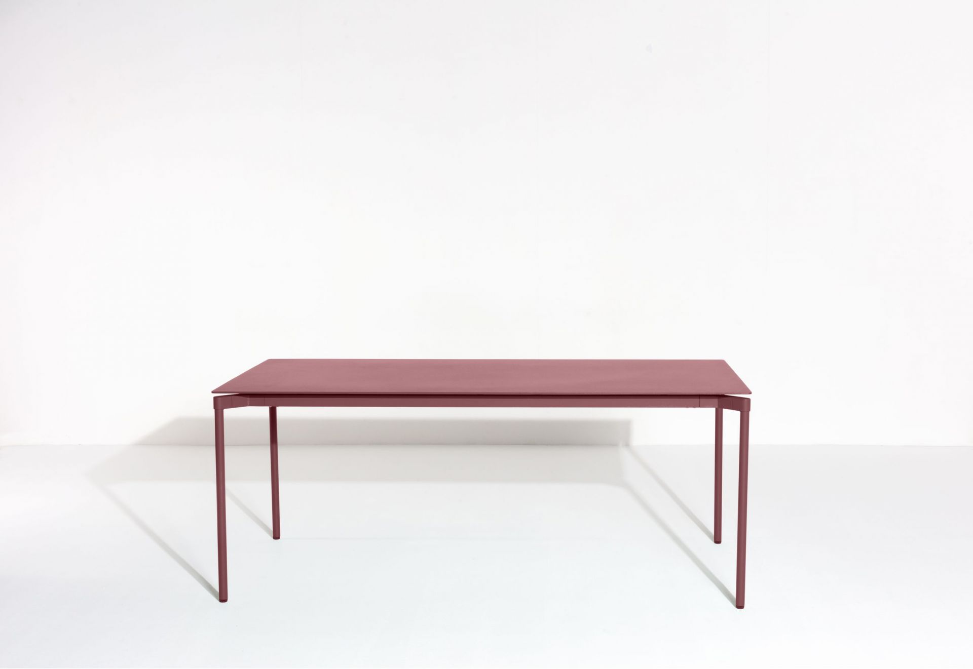 Fromme Dining Table Rectangular Esstisch Rechteckig Petite Friture Braunrot Fromme Dining Table Rectangular Esstisch Rechteckig Petite Friture Braunrot