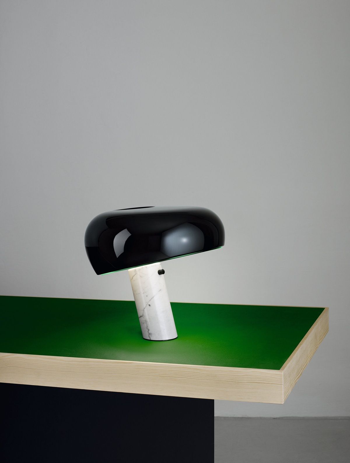 Snoopy Table Tischleuchte Flos Orange
