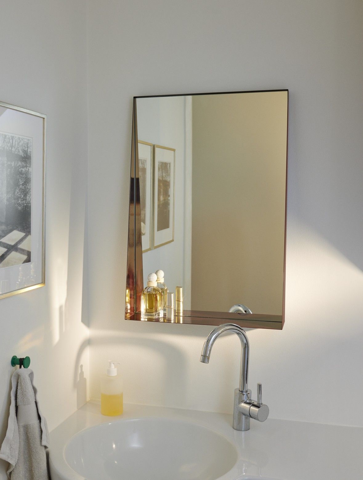 Beak Spiegel Cream Please Wait to be Seated