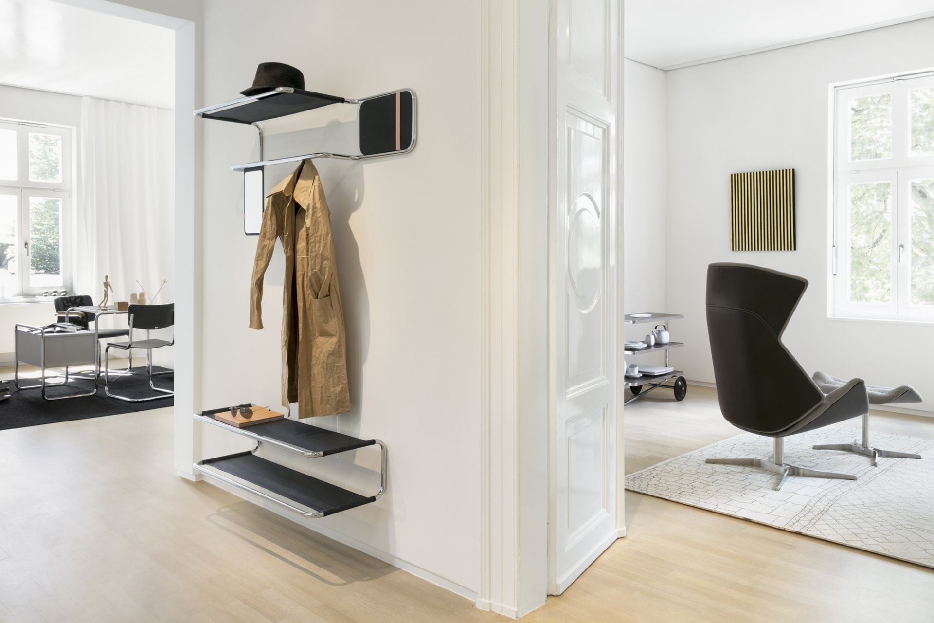 Wandgarderobe S 1520 Thonet