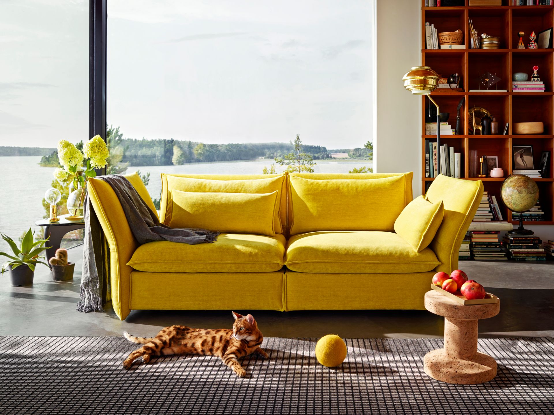 Mariposa 2-Sitzer Sofa Teakbraun Vitra