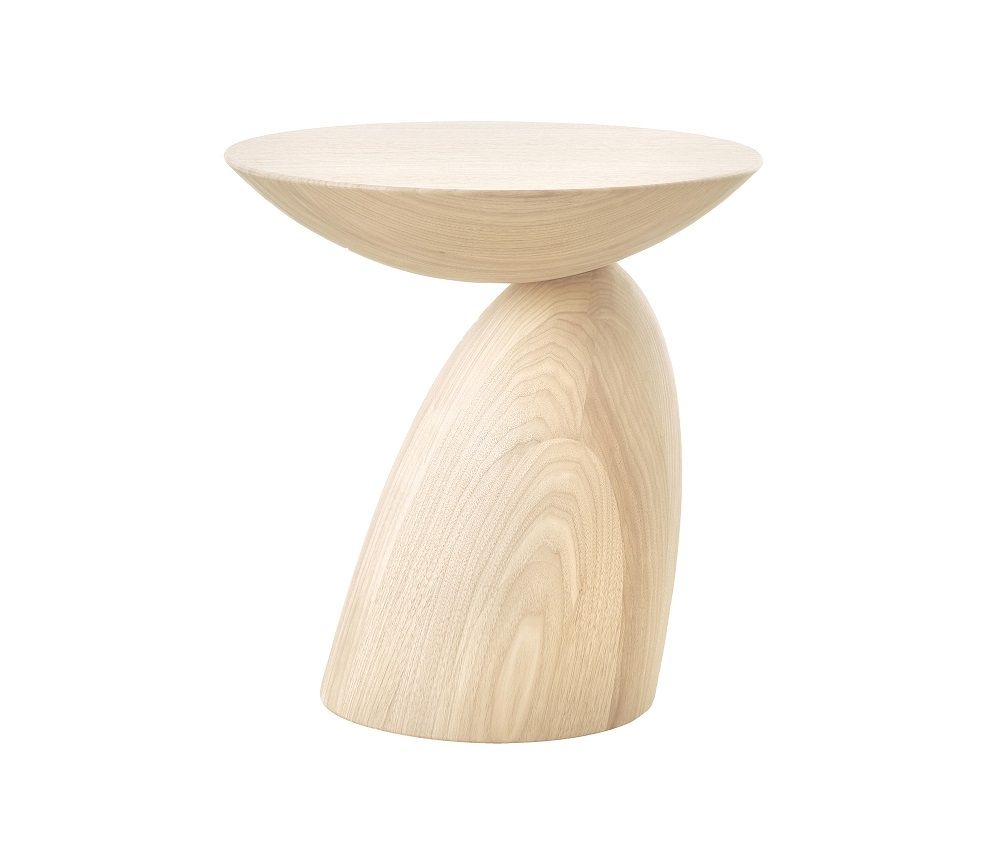 Holztisch Parabel Table von Eero Aarnio Originals, Ahorn natur, skulpturales Design für modernes Wohnen.