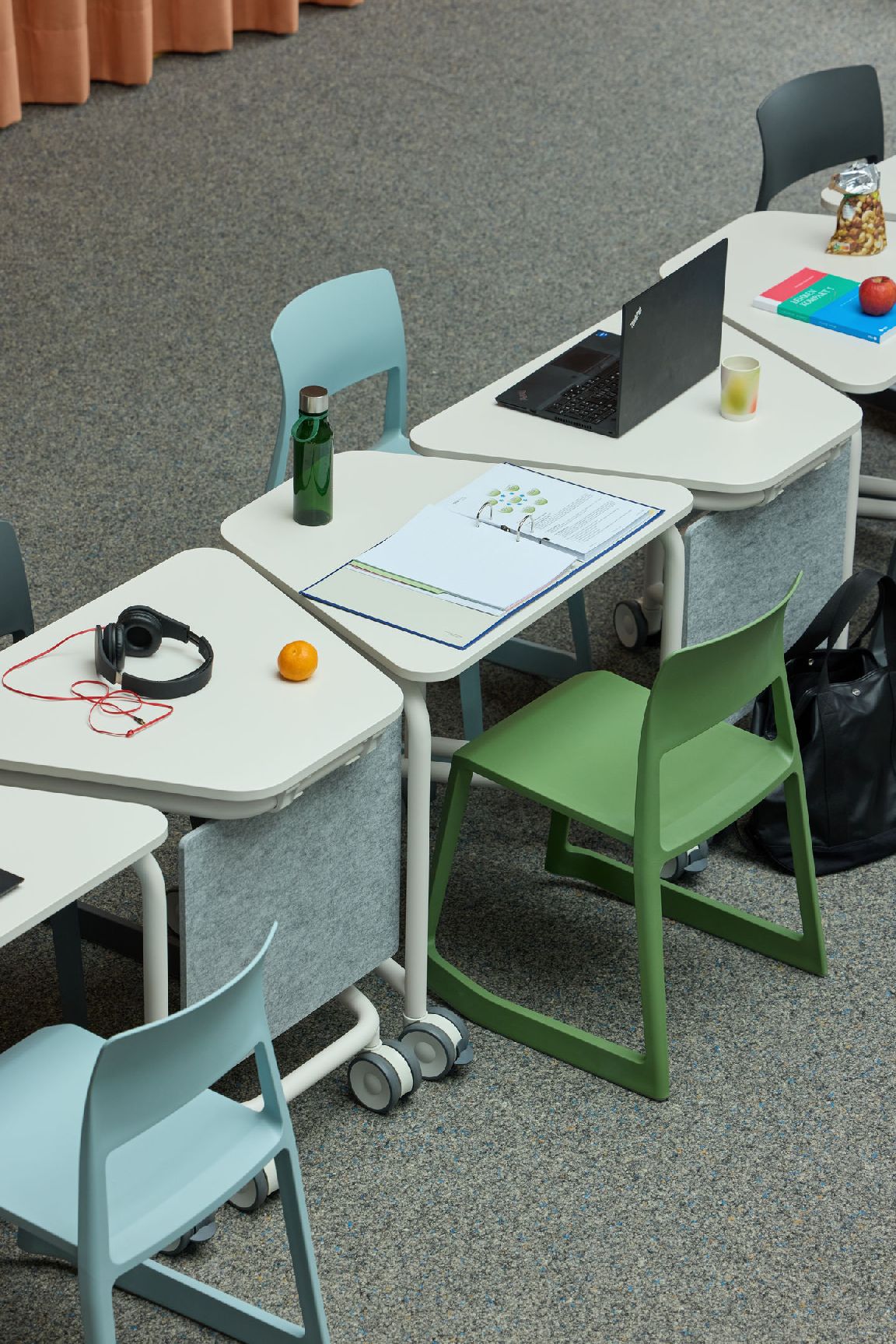 Scout Sprint Arbeitsstisch Vitra