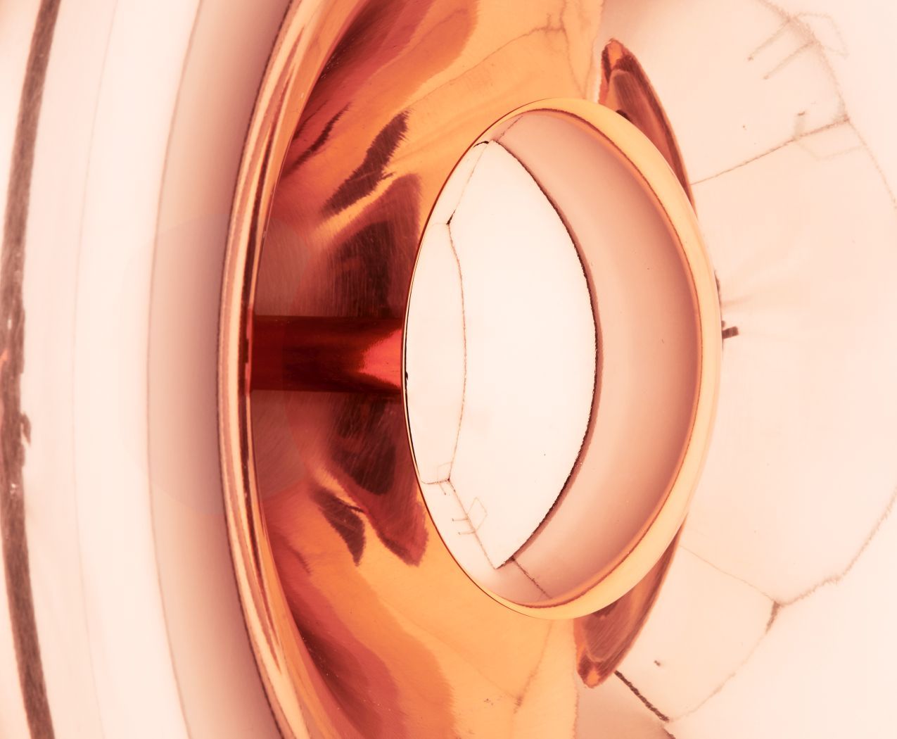 Void Surface LED-Wandleuchte Kupfer Tom Dixon