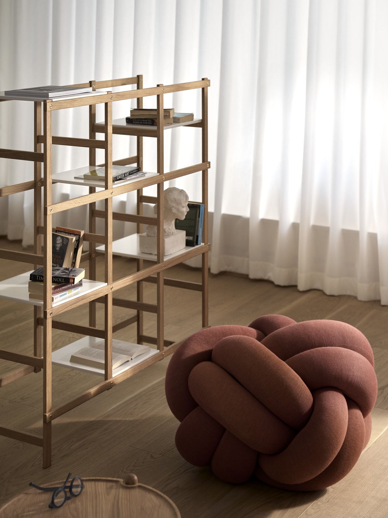 Frame High Regal Design House Stockholm