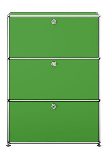 USM Haller Highboard in Grün mit drei Klappen und verchromtem Gestell für stilvolle Aufbewahrung.
