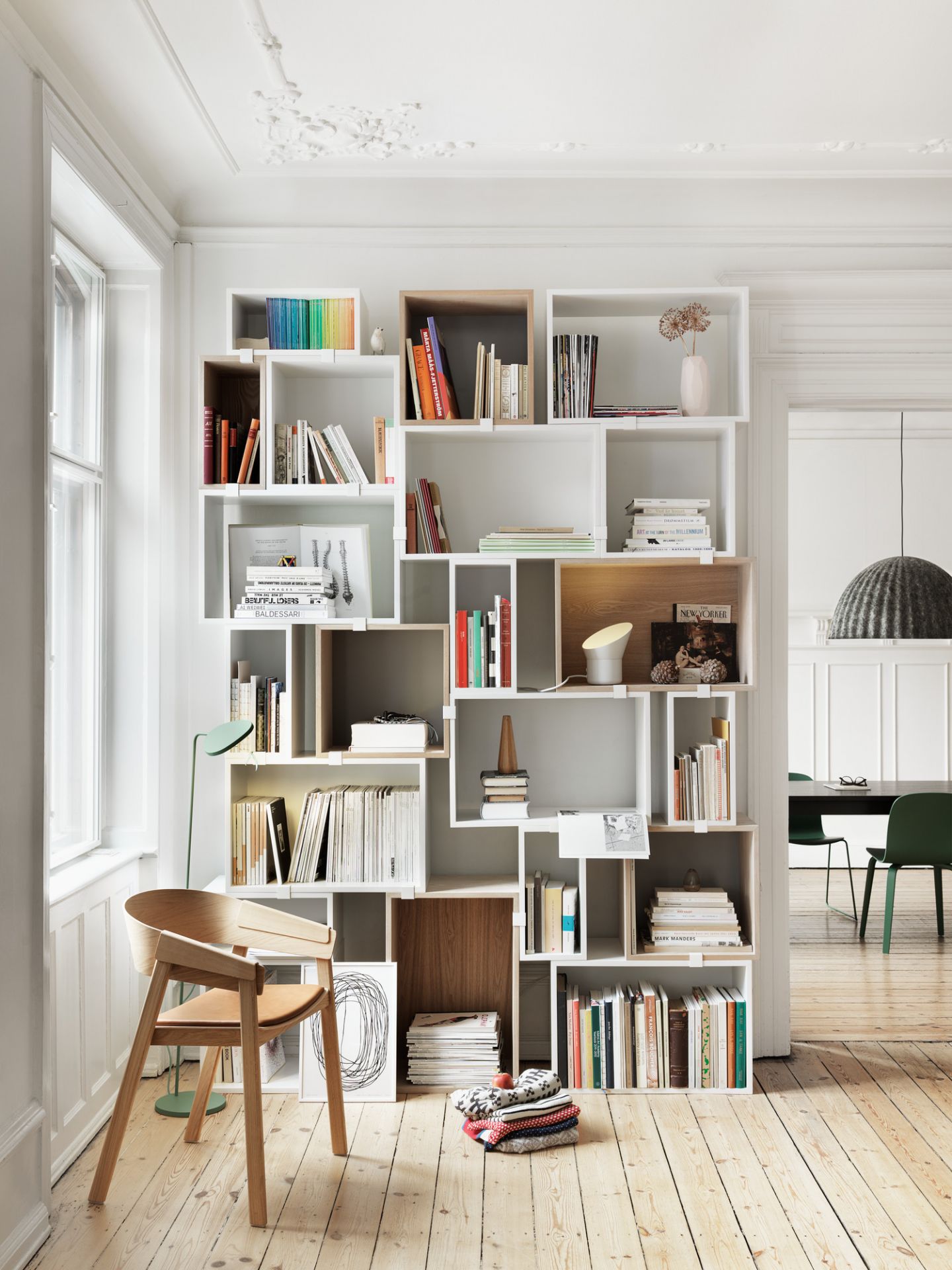 Visu Chair Wood Base Stuhl Muuto
