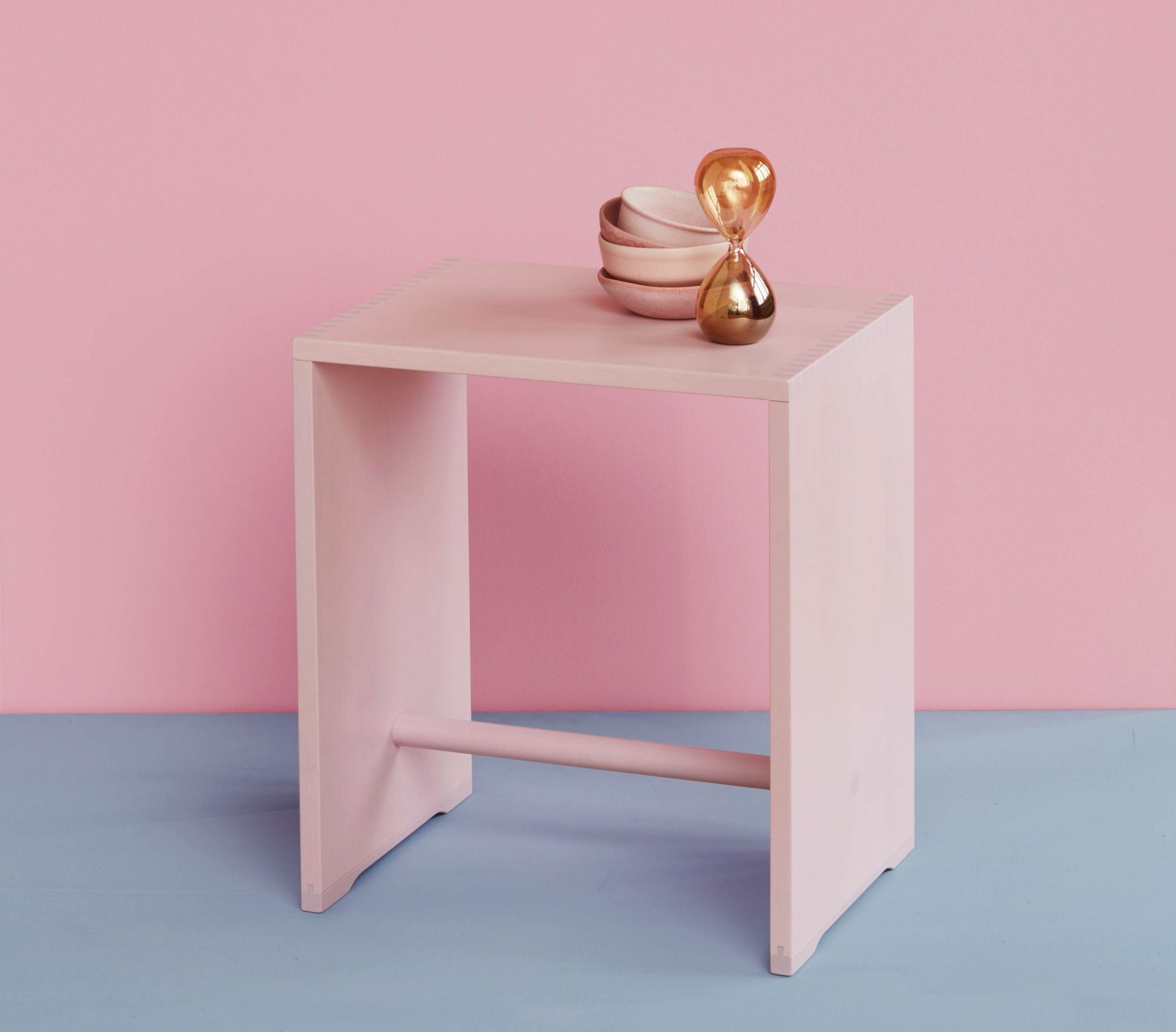 Ulmer Hocker Max Bill Rosa wb form LIMITED EDITION