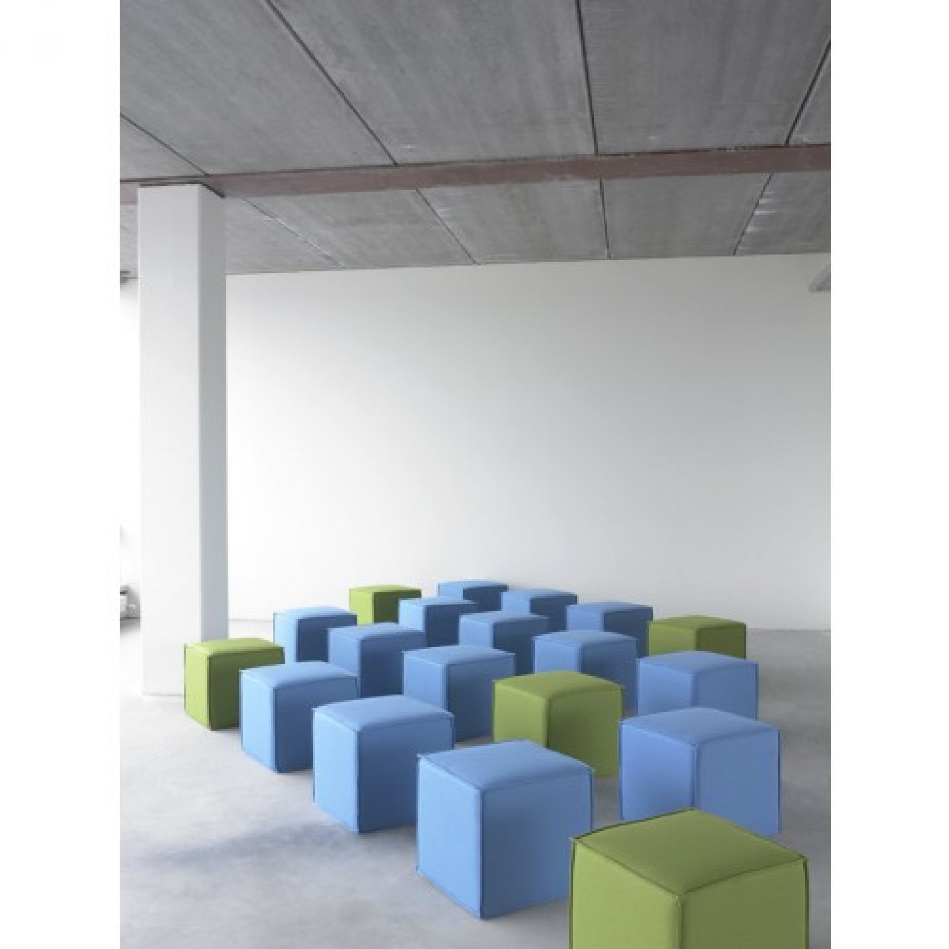 Space Hocker Softline
