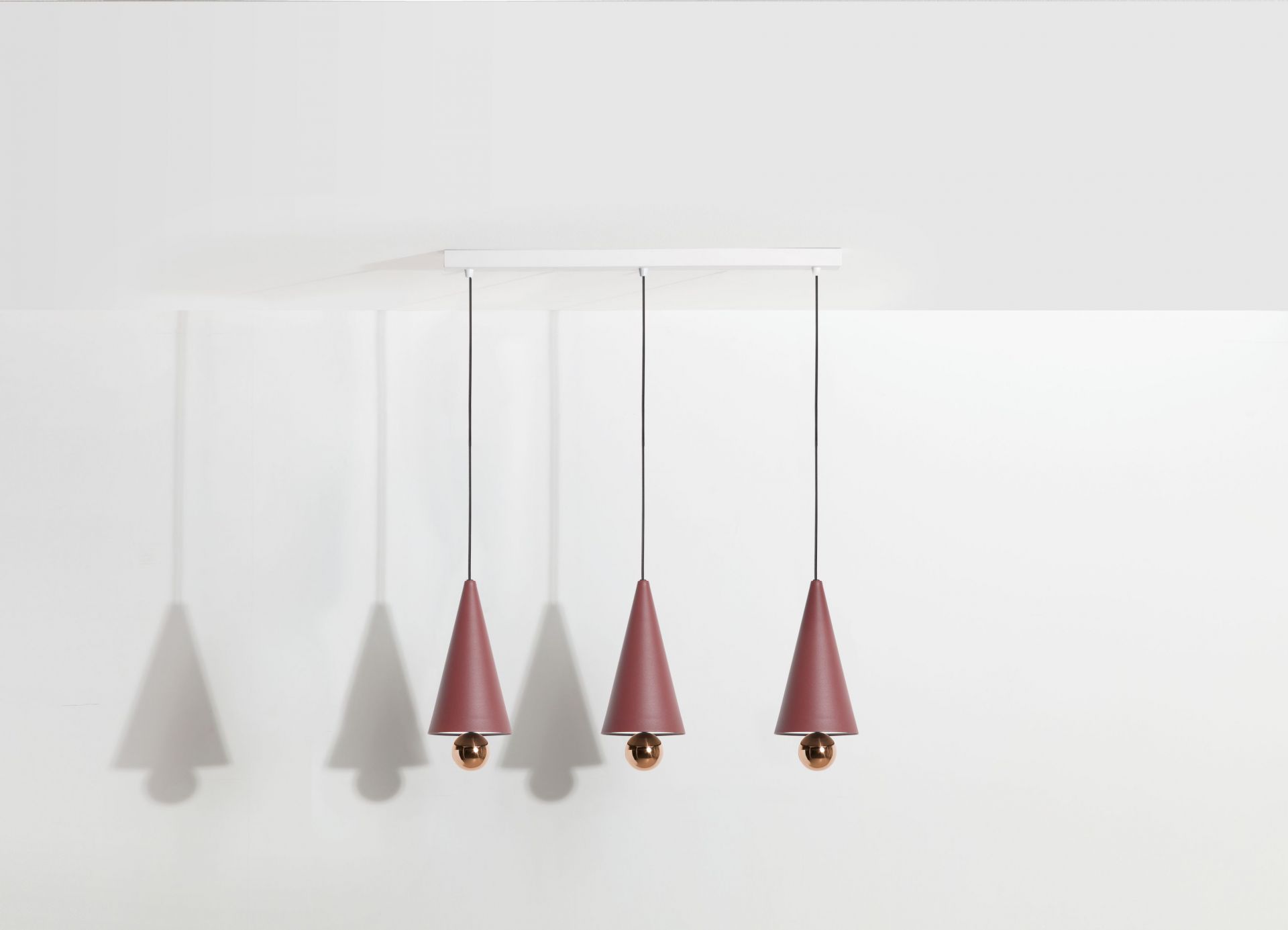 Cherry Pendant light Pendelleuchte 3-er Set Linear Petite Friture Braunrot